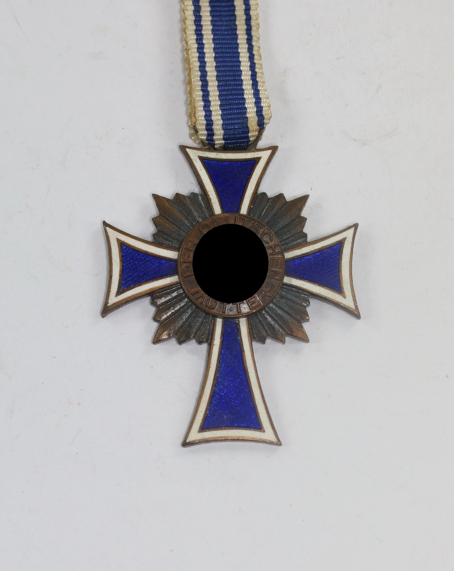 mutterkreuz_in_bronze_1__20 Mutterkreuz in Bronze – Bild 1