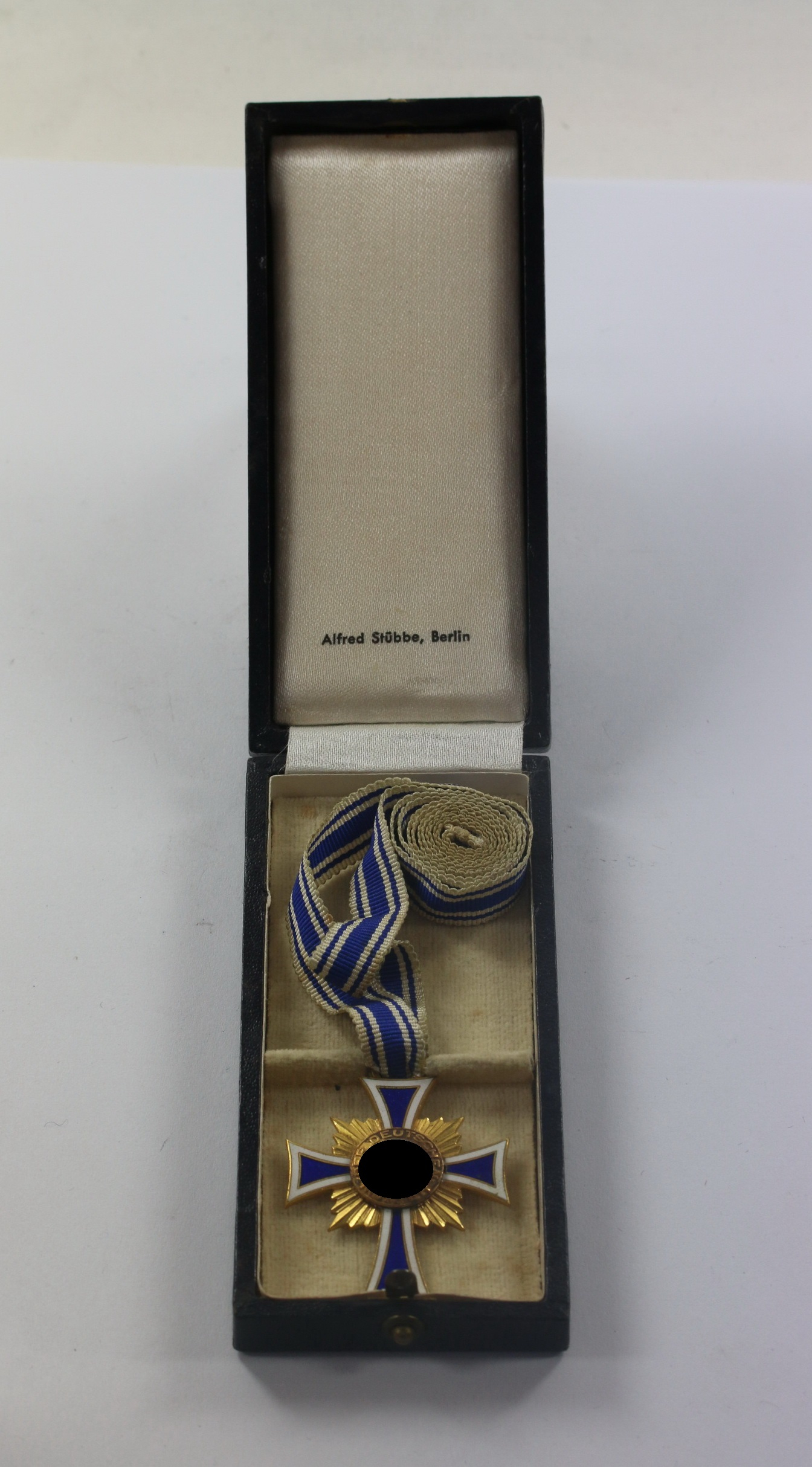  Mutterkreuz in Gold, im Etui, Alfred Stübbe Berlin – Bild 1