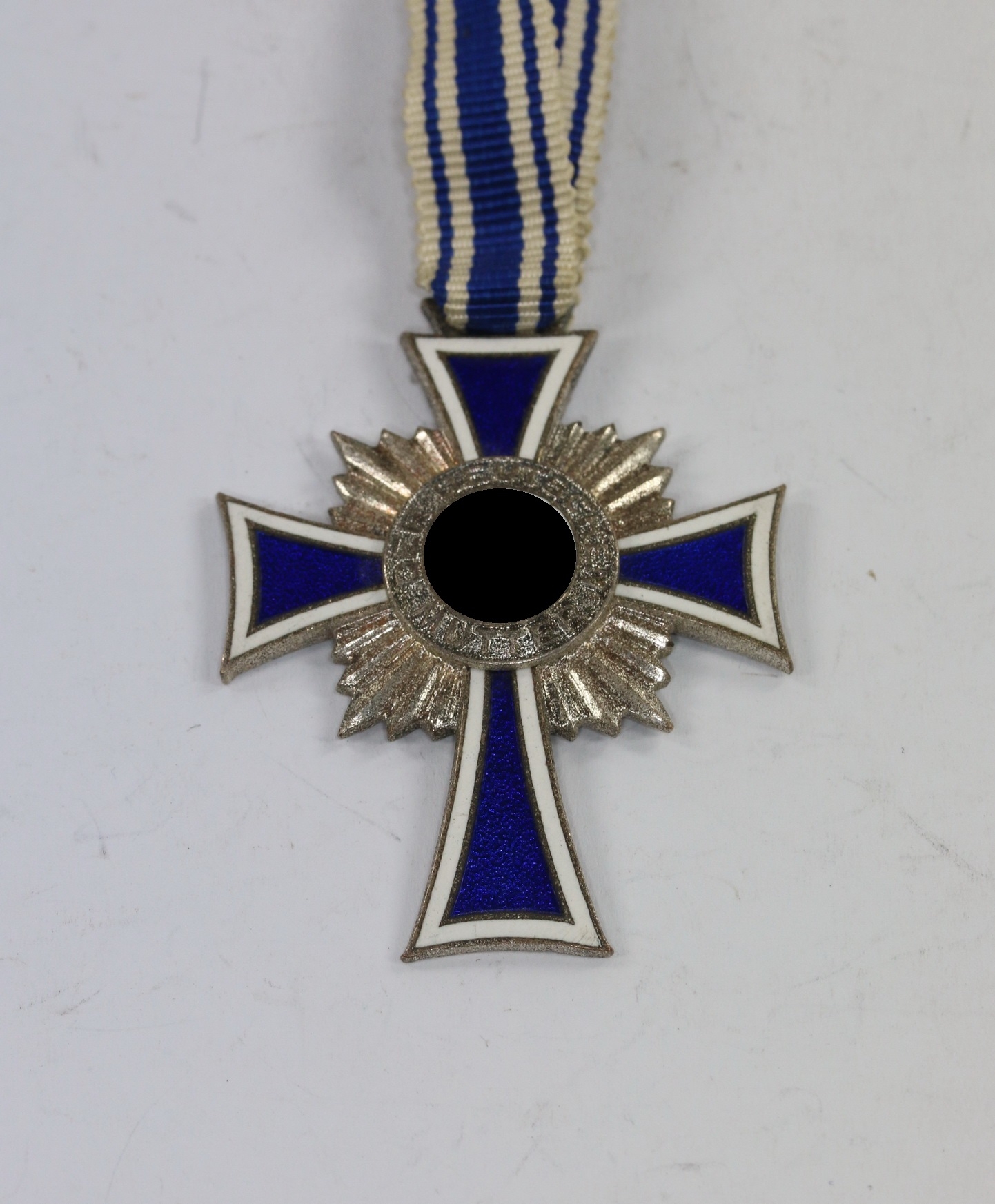 mutterkreuz_in_silber_der_deutschen_mutter_ankauf_verkauf_1__1 Silver Mother Cross. – Bild 1