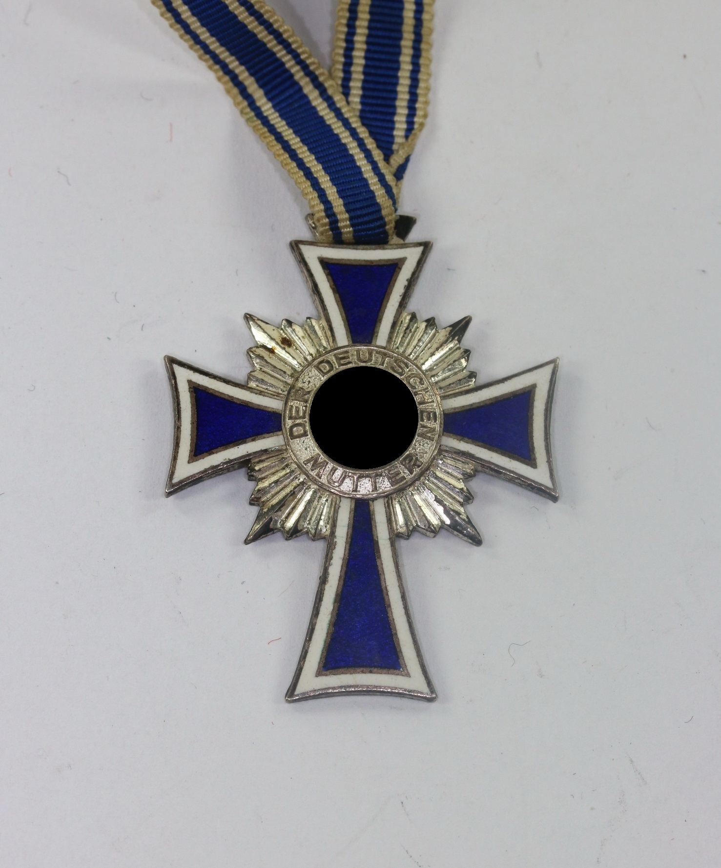  Mutterkreuz in Silber (Ehrenkreuz der Deutschen Mutter) – Bild 1