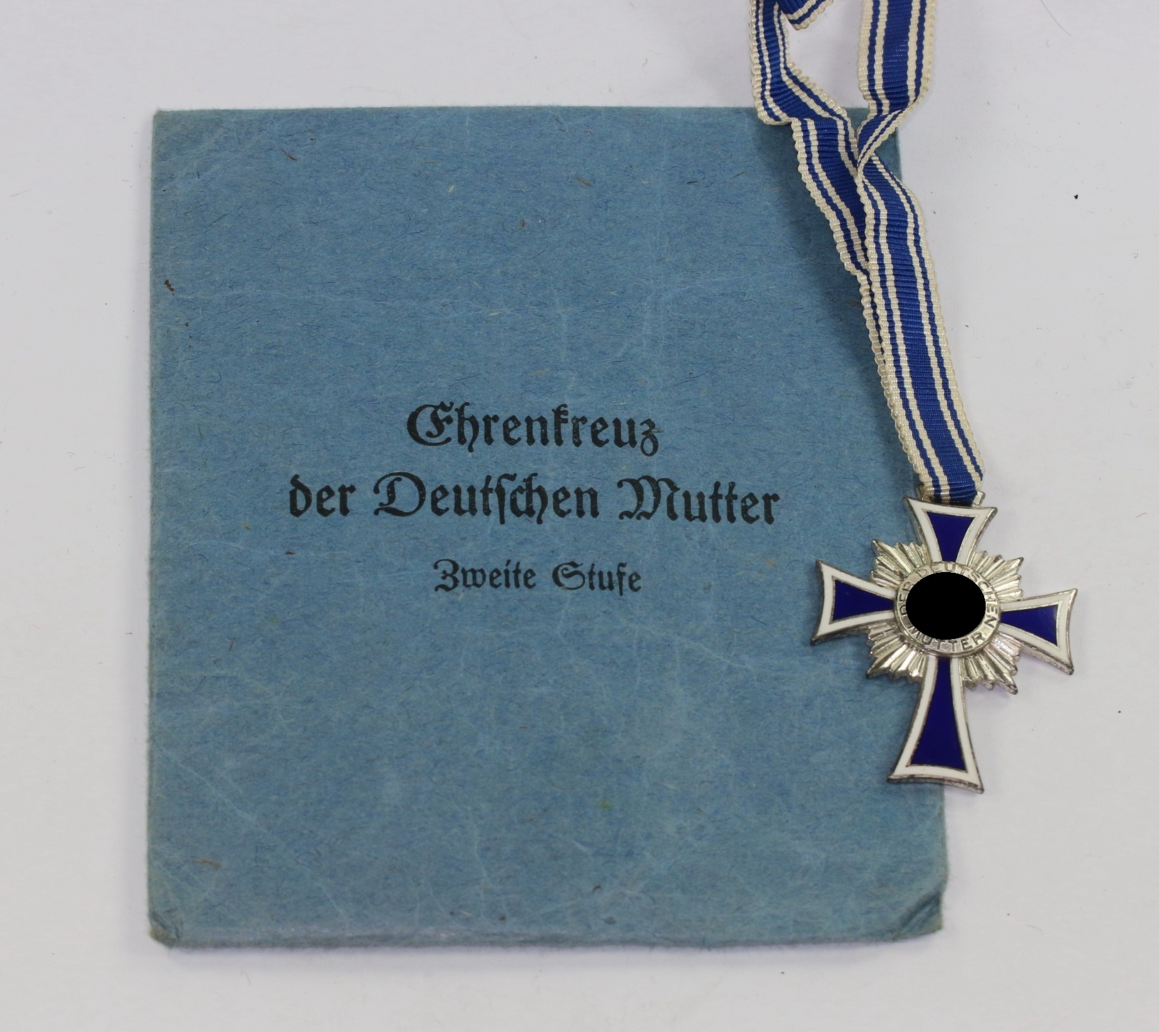 Mutterkreuz in Silber, in Verleihungstüte Moriz Hausch A.G. Pforzheim – Bild 1