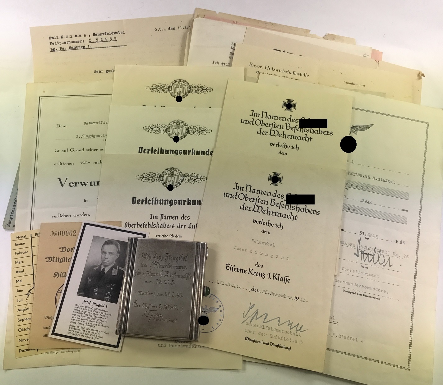 nachlass_luftwaffe_jagdflieger_1__1 Urkunden Gruppe des Jagdfliegers Josef Zirngibl (9 Abschüsse) – Bild 1