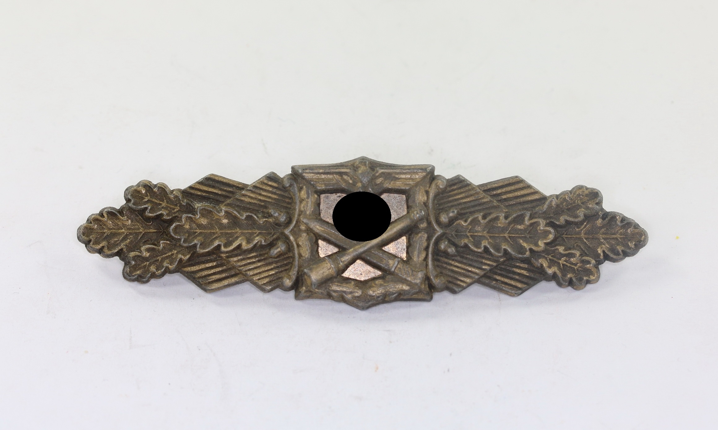 Bronze Close Combat Clasp. Maker FLL (1st Pattern) – Bild 1