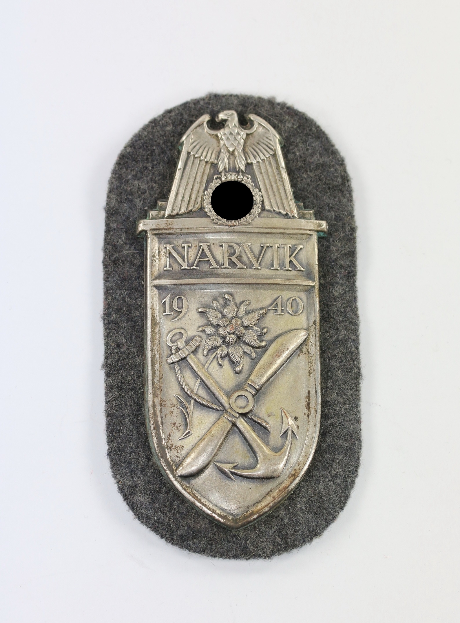 narvikschild_auf_luftwaffenstoff_cupal_typ_1_1__1_1 Narvikschild auf Luftwaffenstoff, Cupal (!) Typ 1 (!) – Bild 1