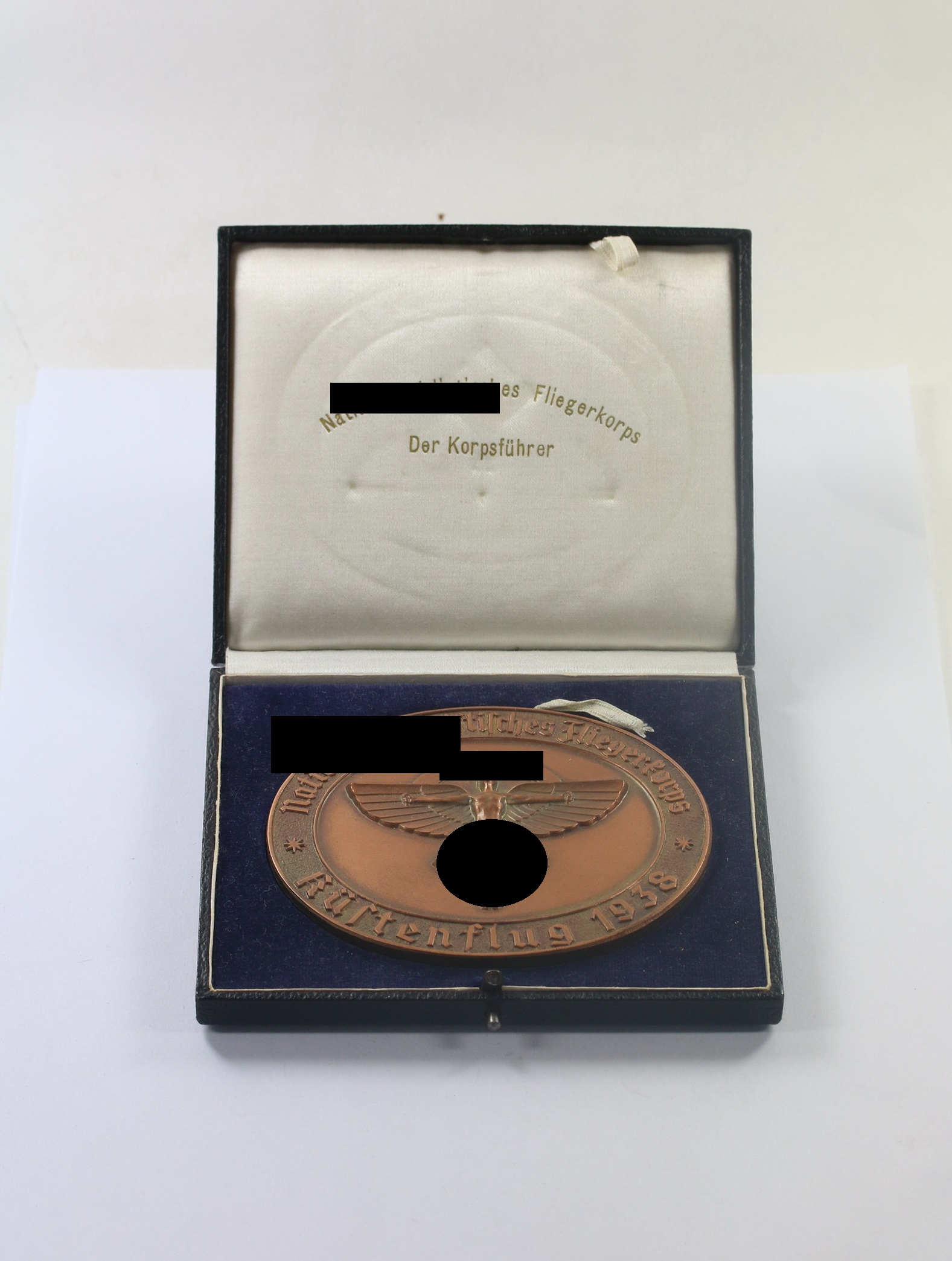 National Socialist Flying Corps (NSFK), Cased Plaque "Küstenflug 1938" with Document.  – Bild 1