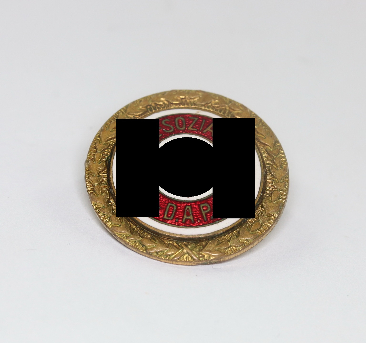 Gold Party Badge 24mm. Maker Fuess, "21435 – Bild 1