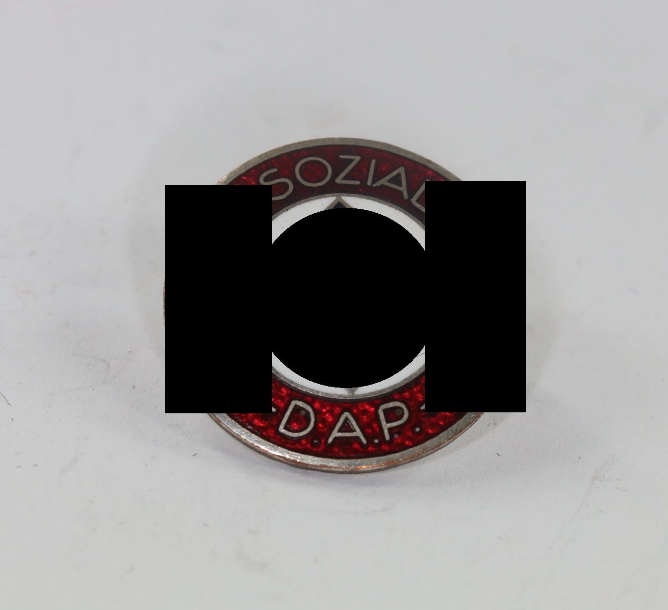 NSDAP Party Badge. Maker RZM M1/170 (B.H. Mayer, Pforzheim). – Bild 1