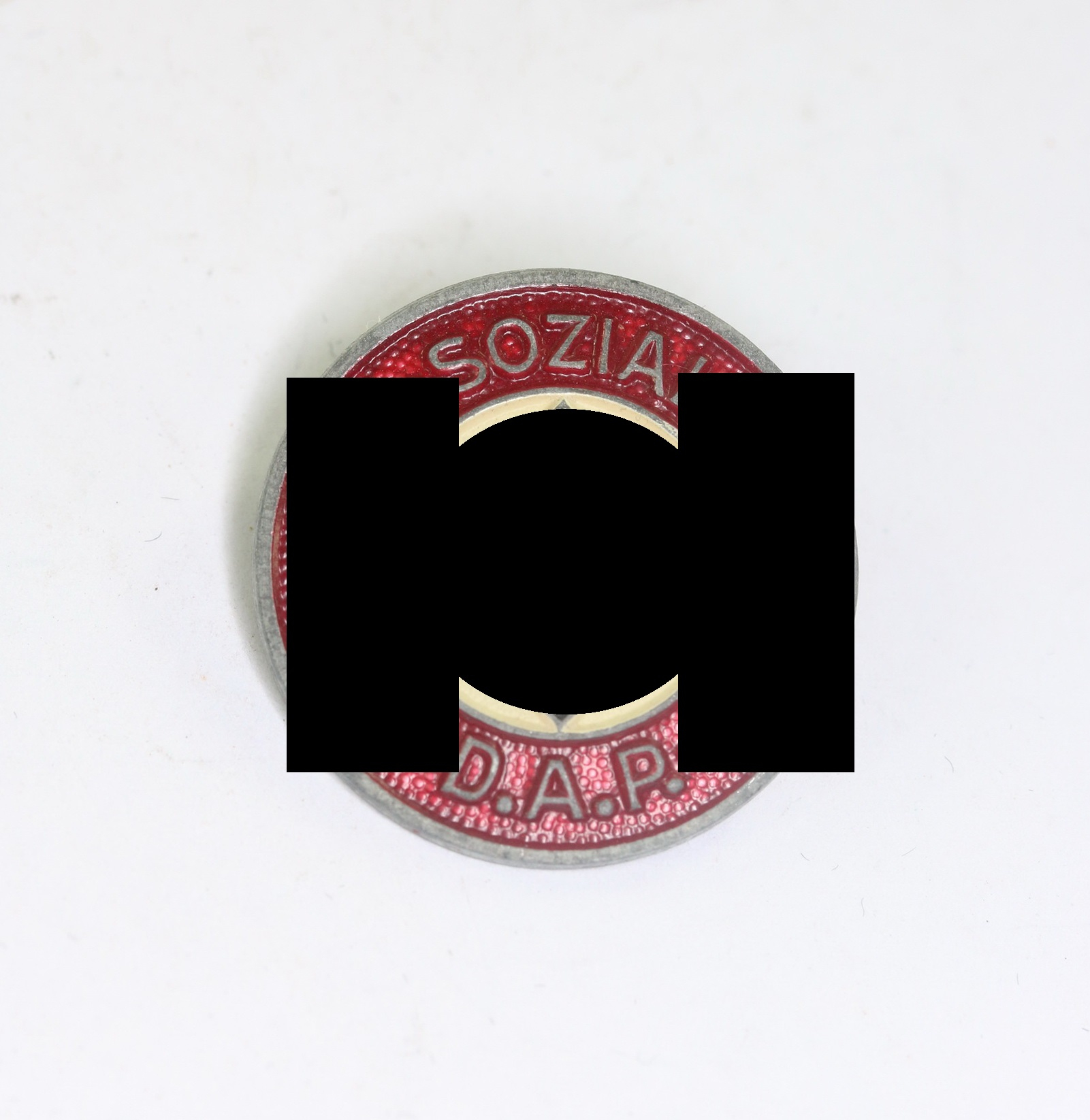 NSDAP Party Badge. Maker RZM M1/17 (Assmann & Sohn, Lüdenscheid) – Bild 1