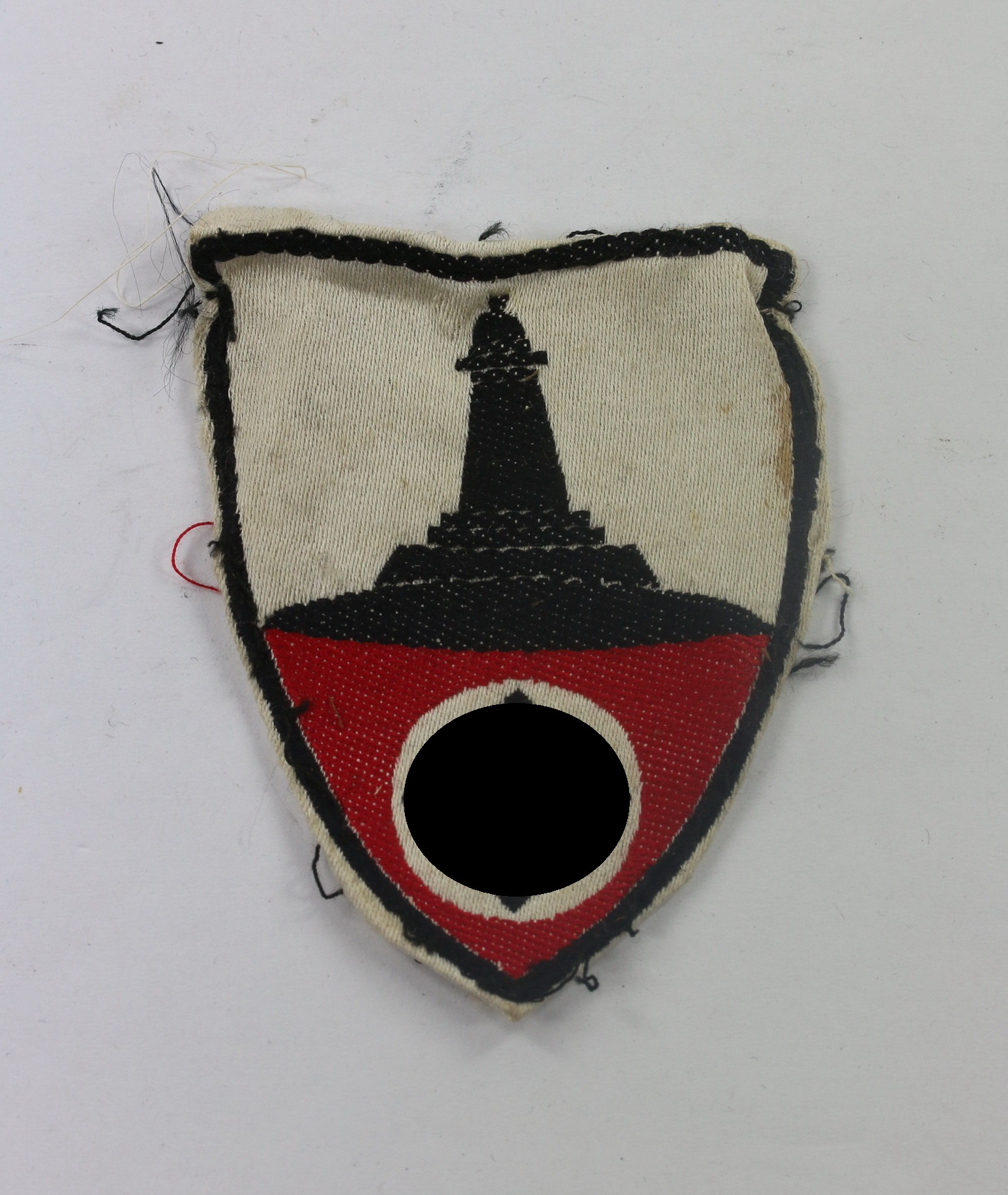 NS-Reichskriegerbund (Kyffhäuserbund) Ärmelabzeichen 2. Form mit Hakenkreuz – Bild 1