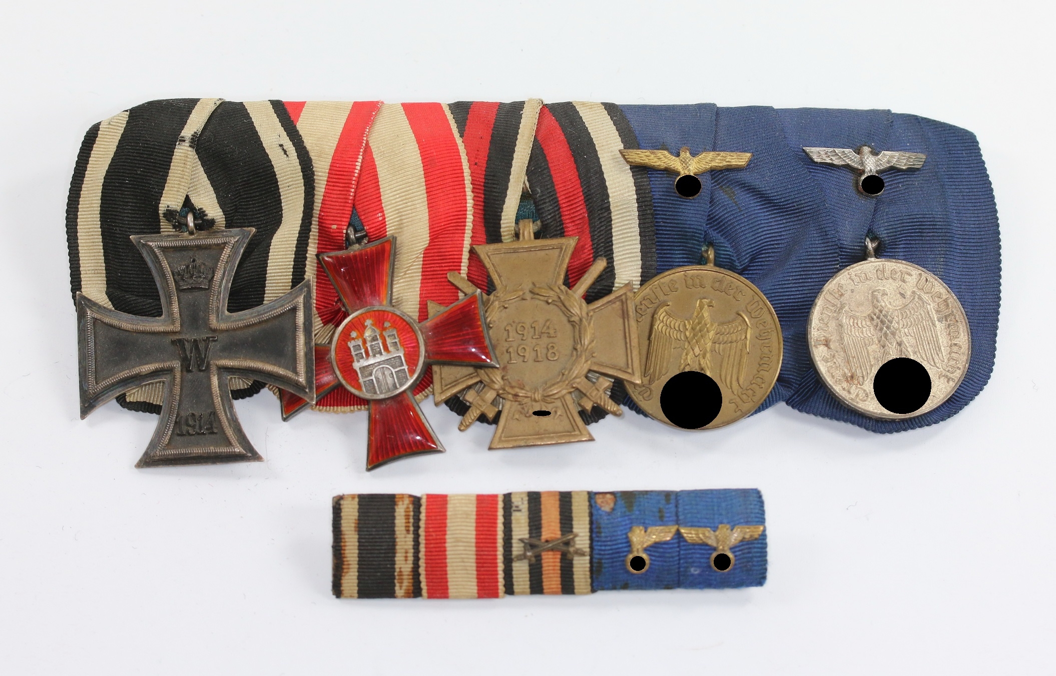 ordenschnalle_5x_feldspange_oberst_hellmuth_bartsch_1__1 Five Place Medal Bar from Oberst Hellmuth Bartsch. – Bild 1