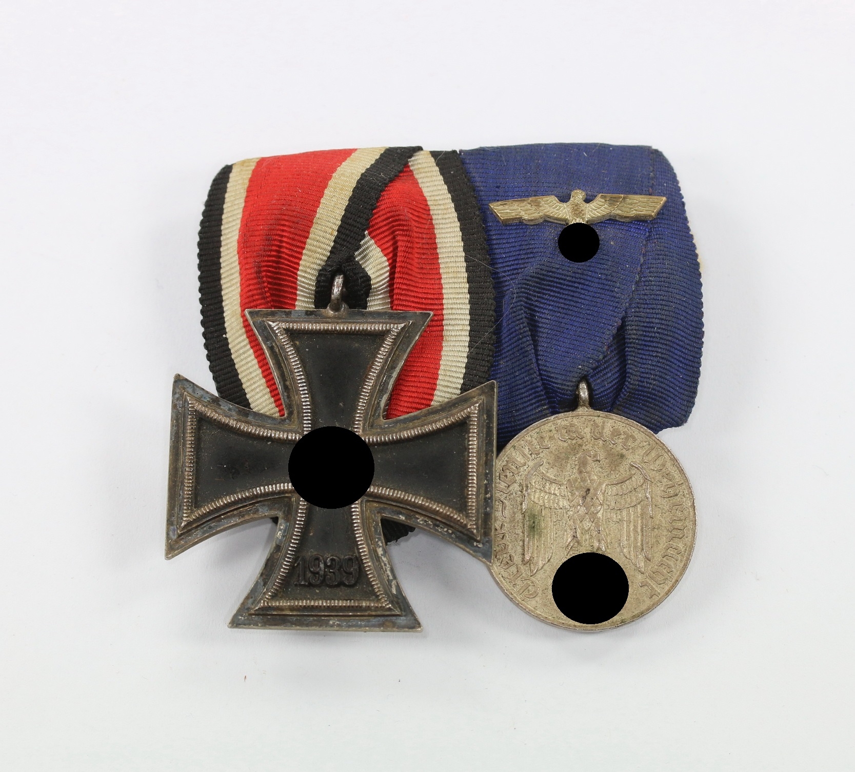 Two Place Medal Bar. Round 3 Iron Cross.  – Bild 1