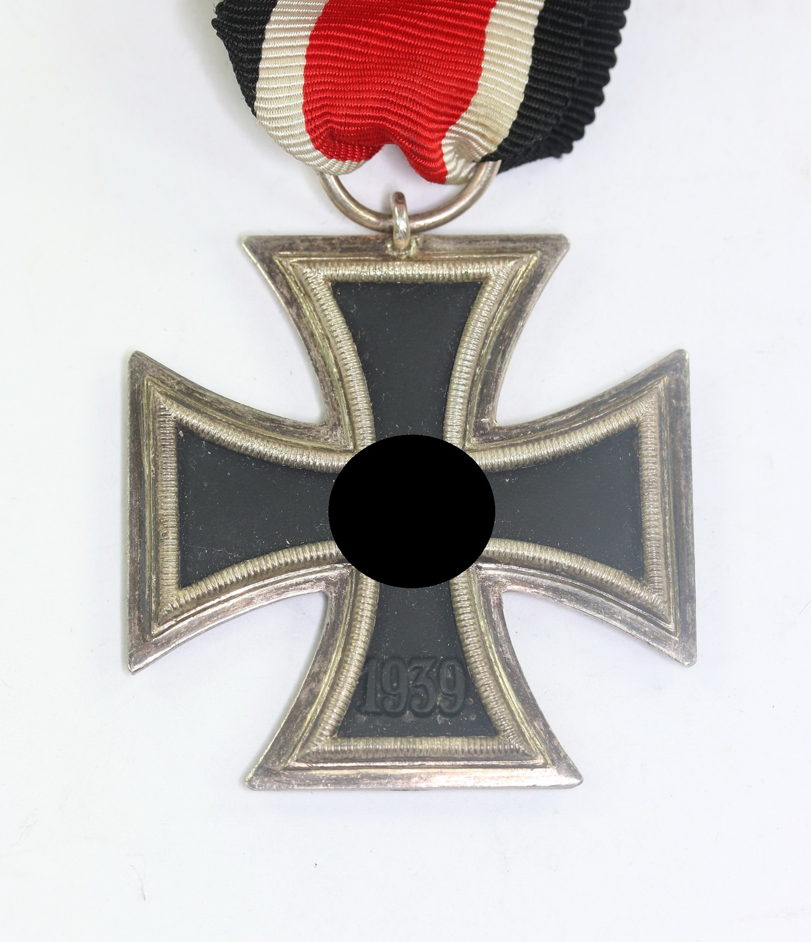 Iron Cross 2nd Class 1939. Maker 25 (Arbeitsgemeinschaft der Graveur-, Gold- und Silberschmiedeinnungen, Hanau am Main) – Bild 1