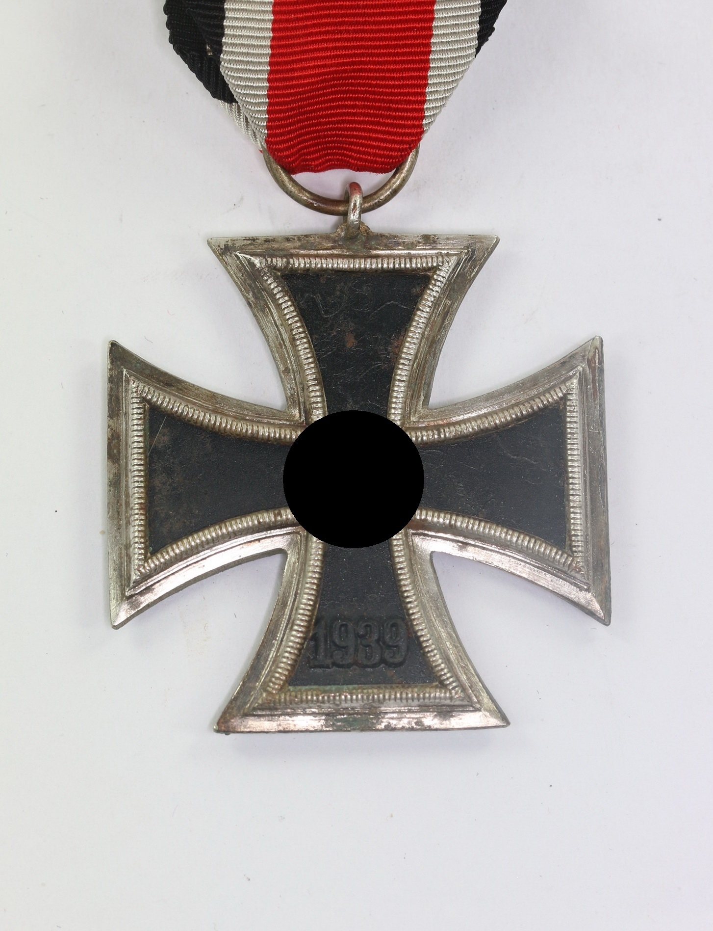 original_eisernes_kreuz_2 Iron Cross 2nd Class 1939. Type "Round 3", Deschler & Sohn, München – Bild 1
