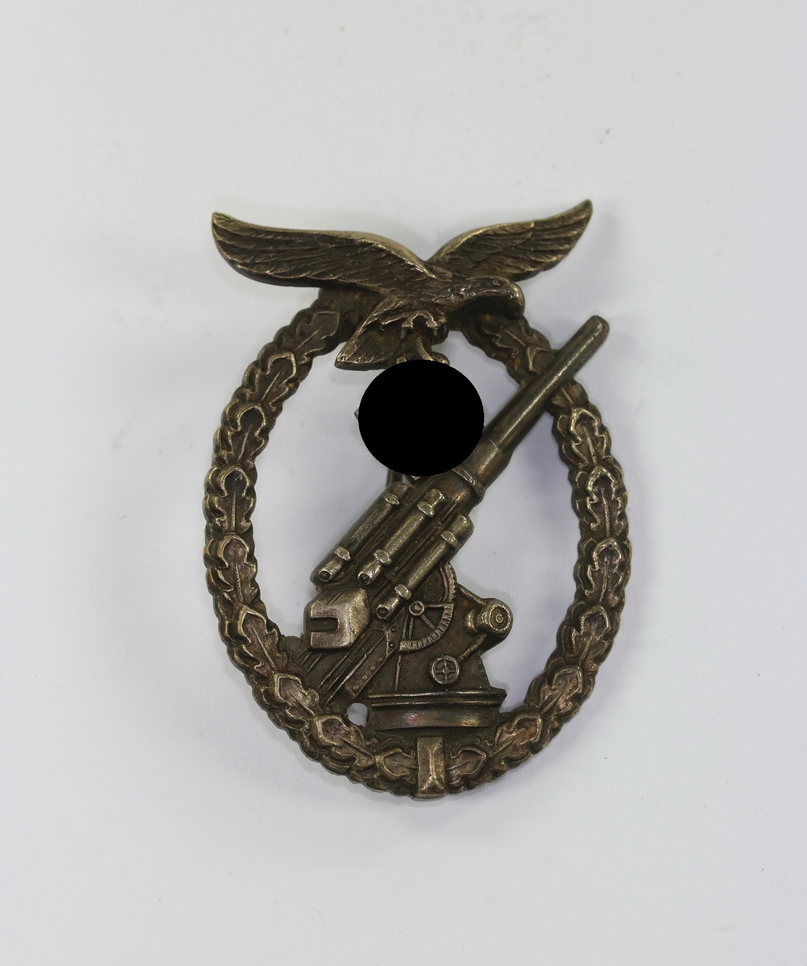 Luftwaffe Flak Badge. Maker C.E. Juncker. – Bild 1