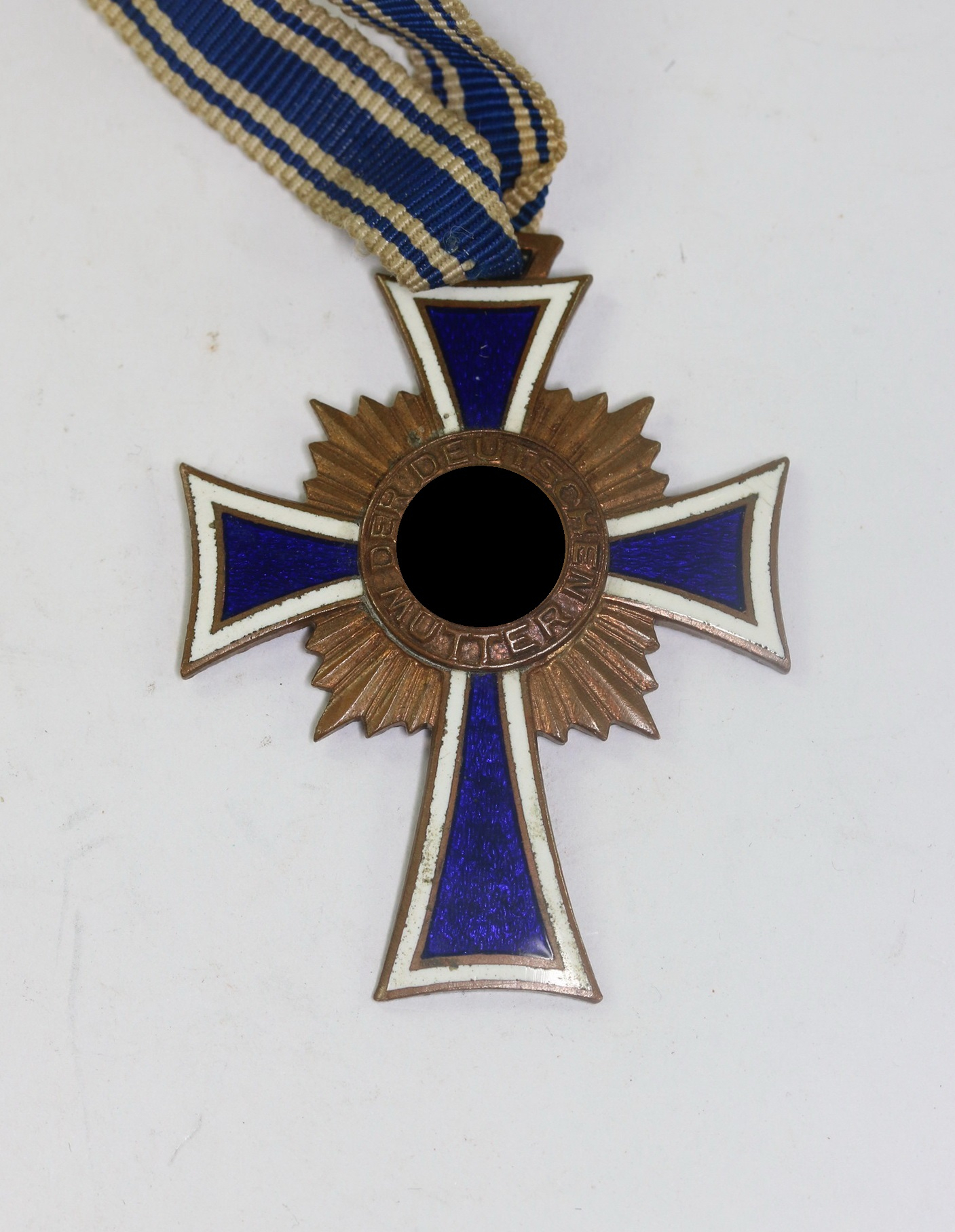 Bronze Mother Cross.  – Bild 1