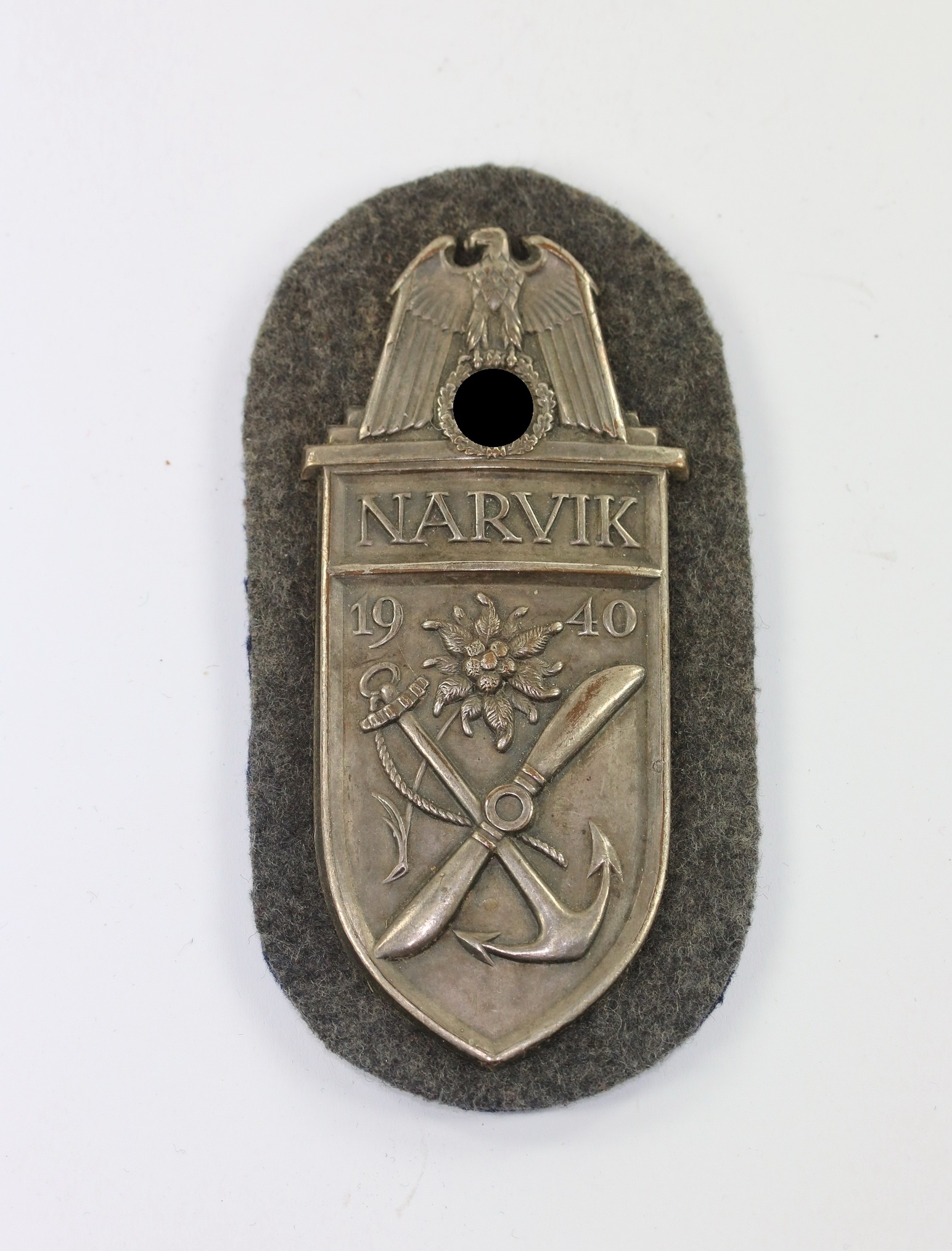 original_narvikschild_auf_luftwaffenstoff_cupal_typ_1_1__1 Narvikschild auf Luftwaffenstoff, Cupal (!) Typ 1 (!) – Bild 1