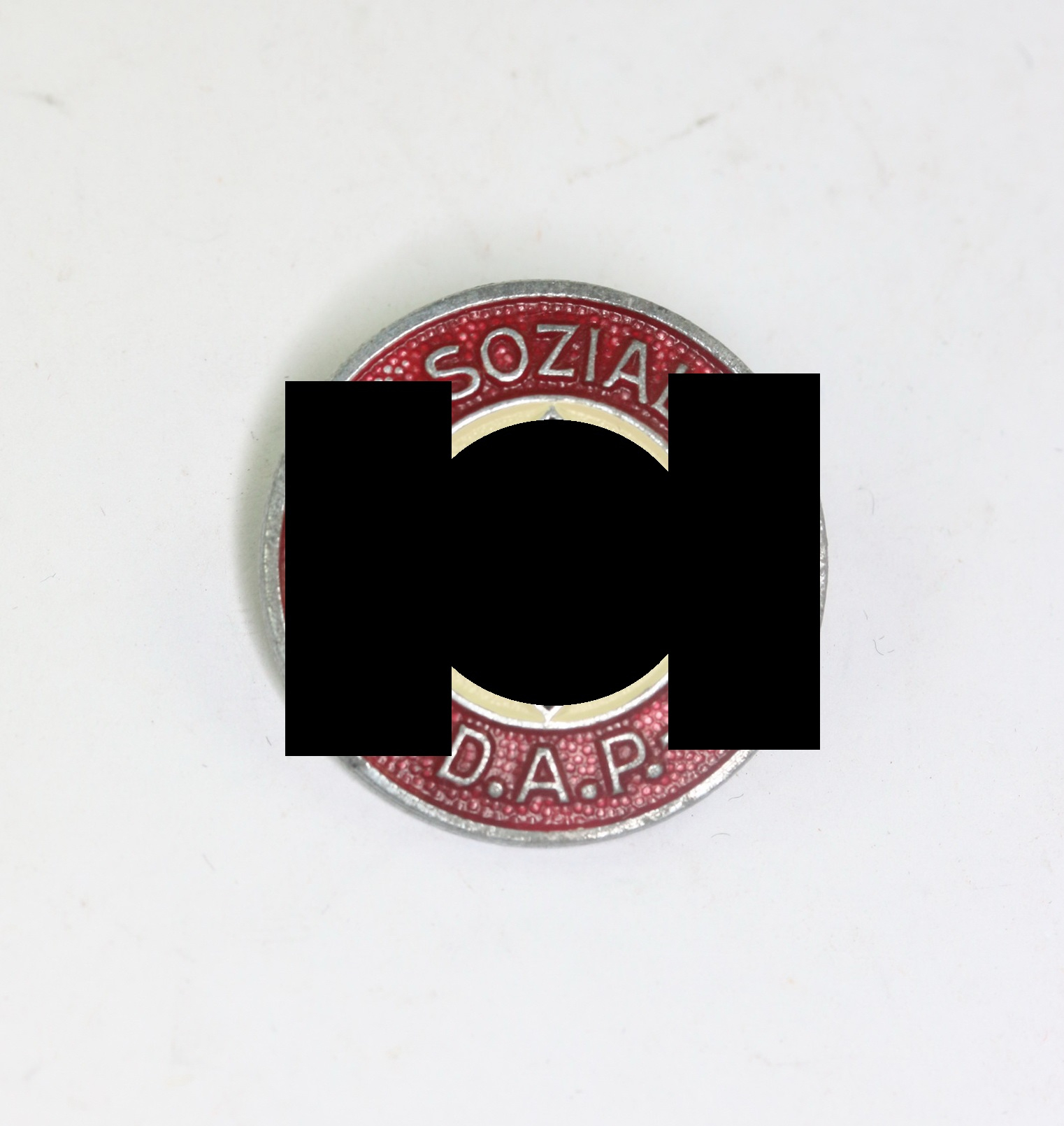  NSDAP Party Badge. Maker RZM M1/17 (Assmann & Sohn, Lüdenscheid) – Bild 1