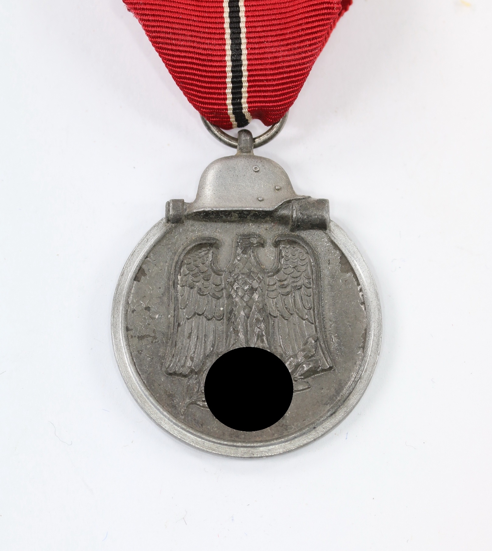 ostmedaille_hersteller_simm_s_hne_gablonz_93_winterschlacht_im_osten_194142_1__1 Eastern Front Medal. Maker 93. – Bild 1