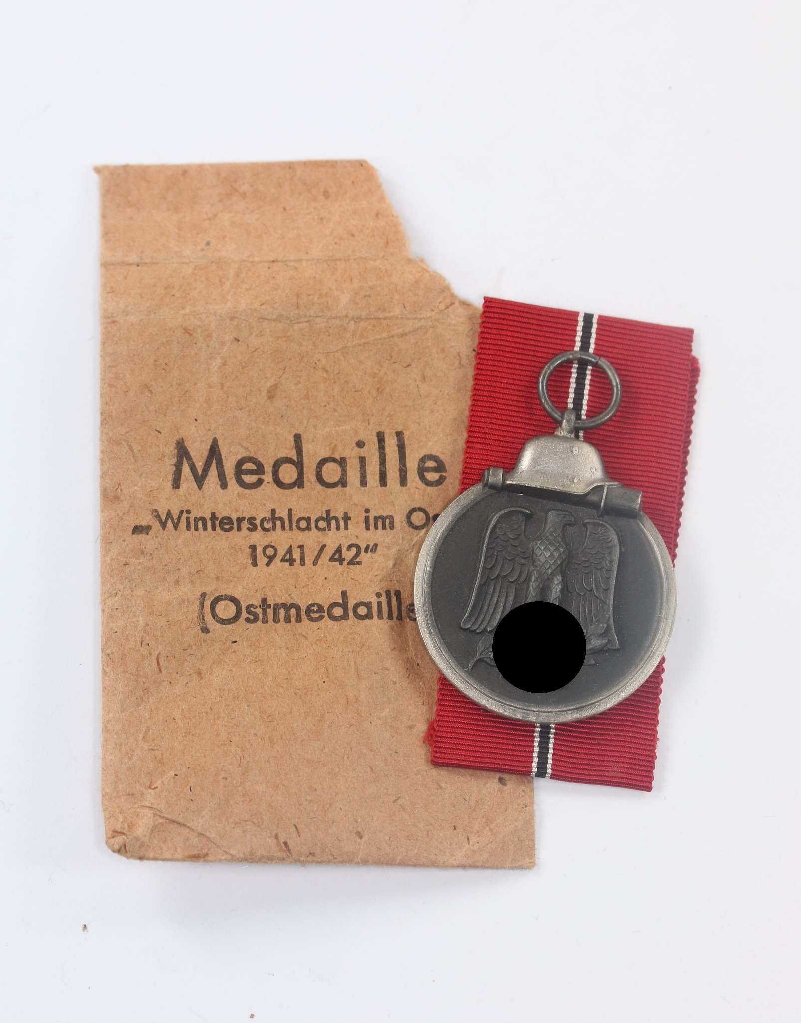 ostmedaille_hst Eastern Front Medal in Envelope. Maker 30, Hauptmünzamt Wien 40 – Bild 1