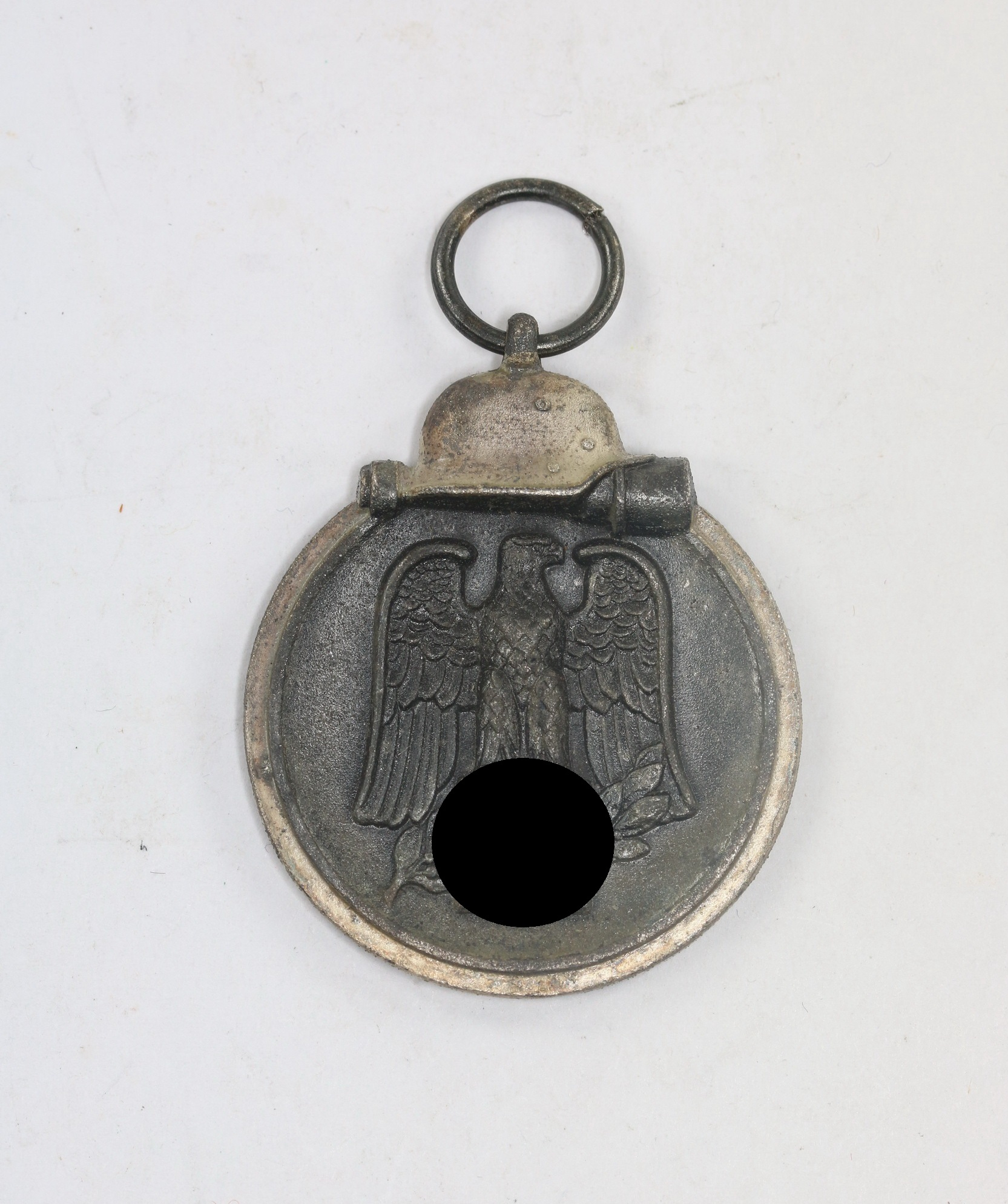 ostmedaille_hst Eastern Front Medal. Maker 3 (Wilhelm Deumer, Lüdenscheid) – Bild 1