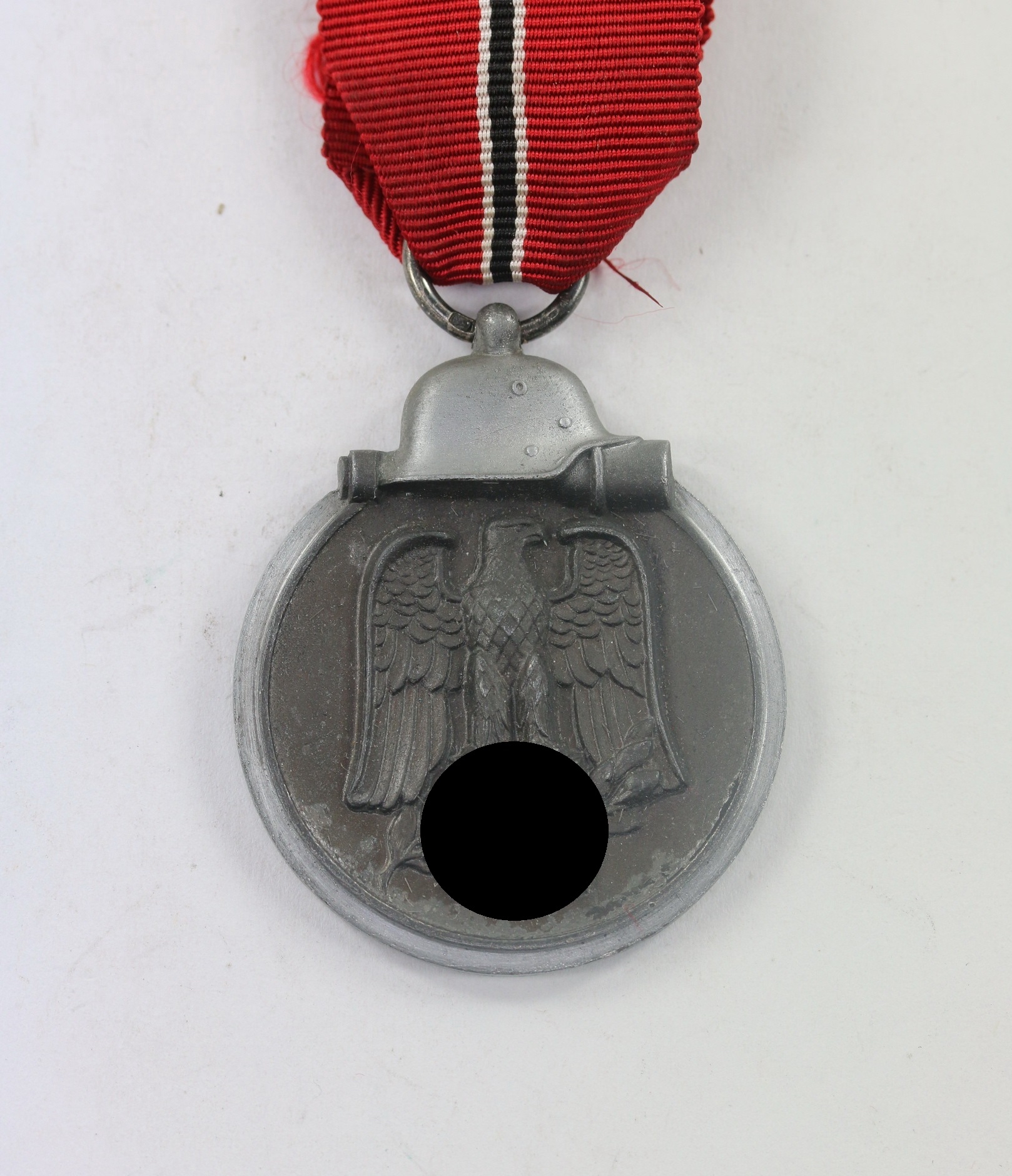 ostmedaille_hst Eastern Front Medal. Maker 60, "Winterschlacht im Osten 1941/42" – Bild 1