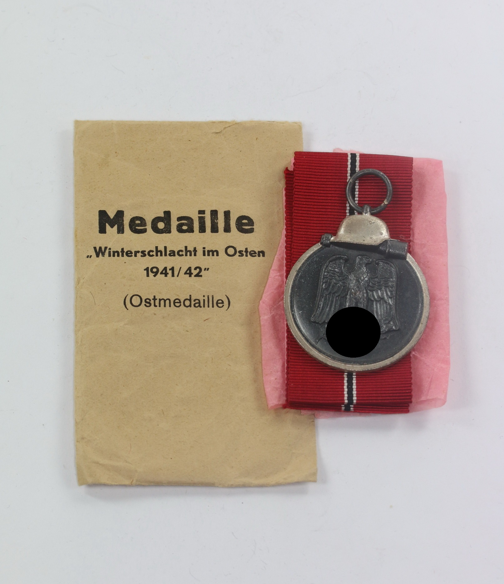 ostmedaille_hst Eastern Front Medal in Envelope. Maker 88, Werner Redo Saarlautern – Bild 1