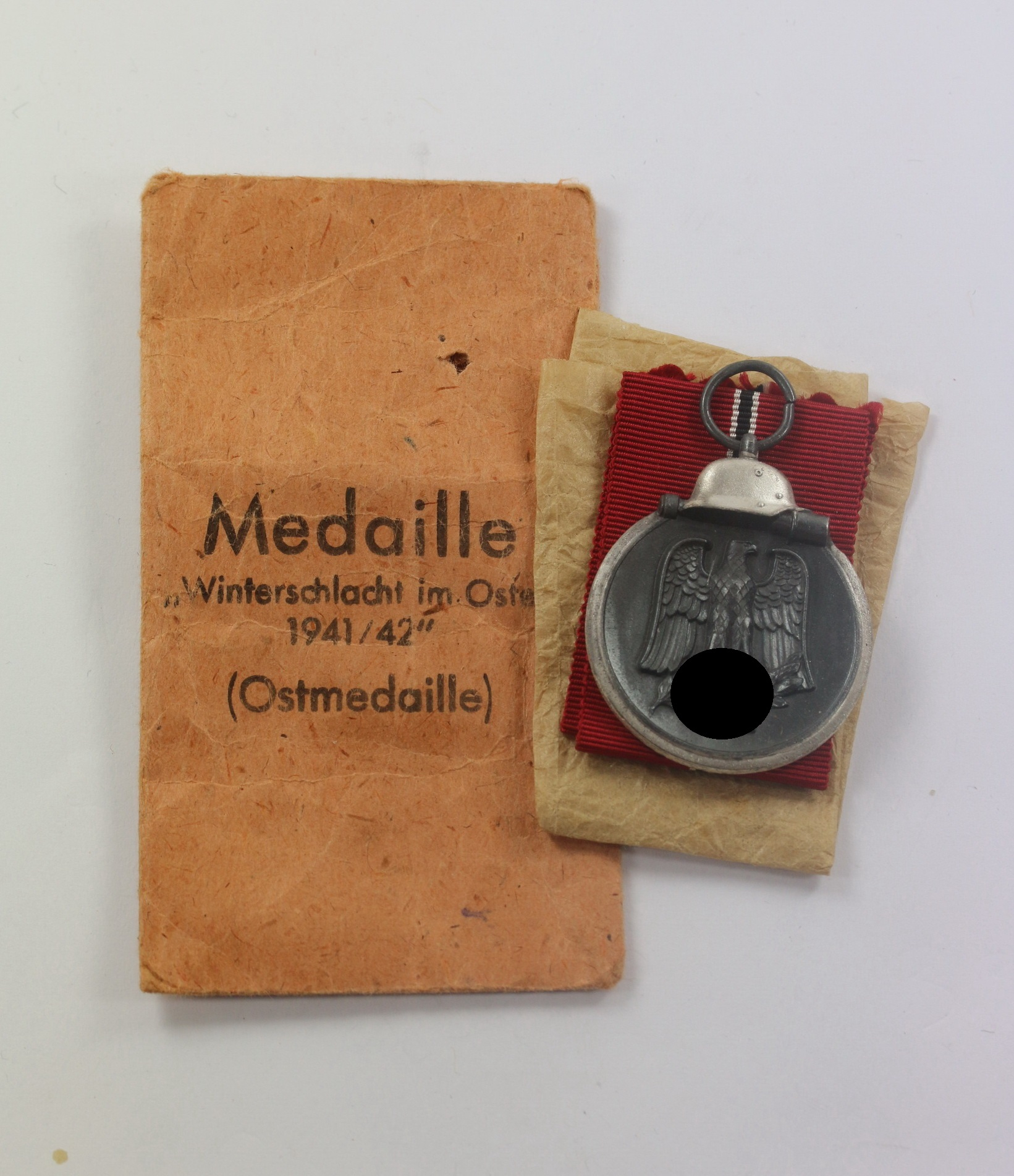 ostmedaille_hst Ostmedaille, Hst. 93, in Verleihungstüte Richard Simm & Söhne, Gablonz / Neiße – Bild 1