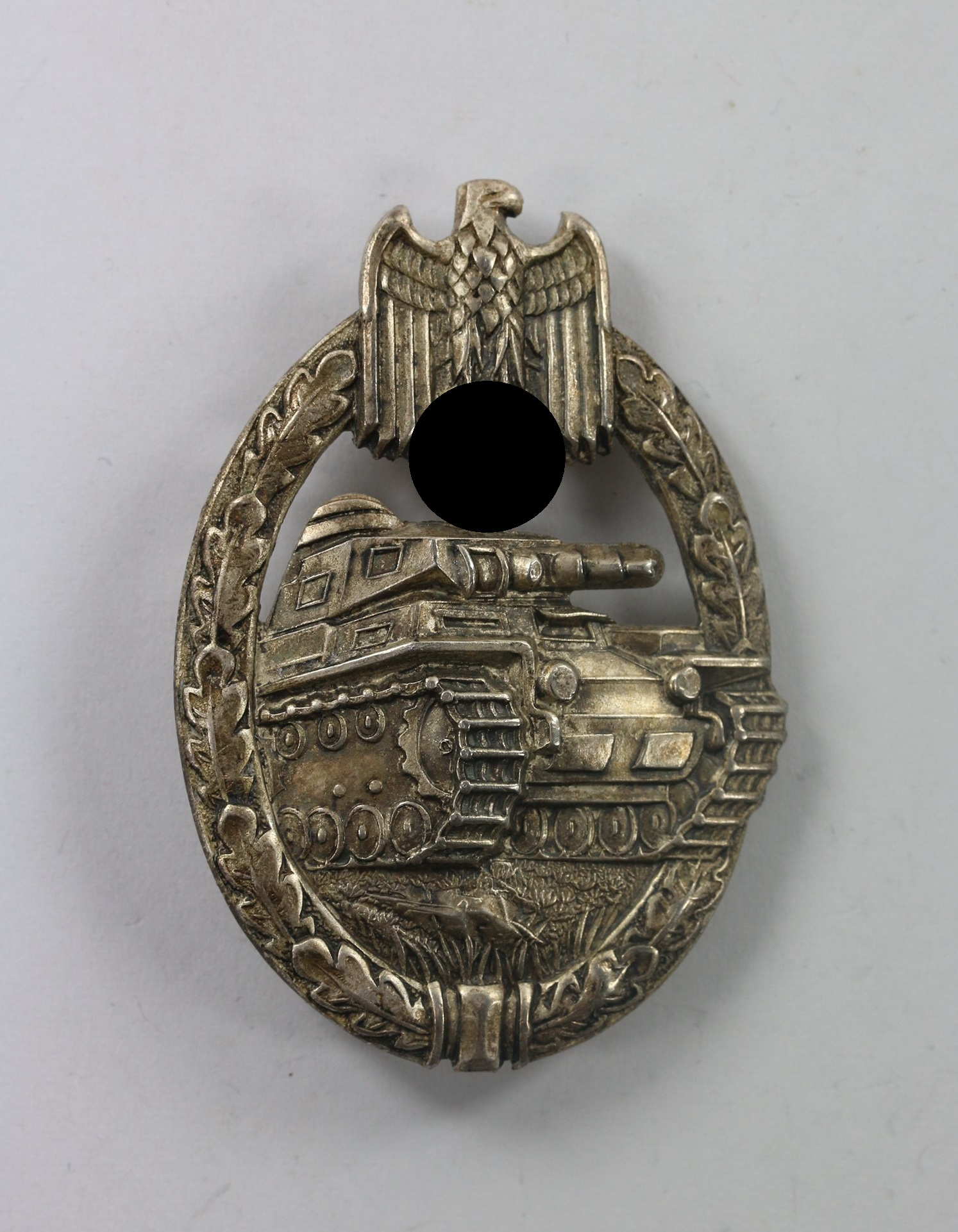 Silver Panzer Assault Badge. Type, C.E. Juncker, Nickel Silver.  – Bild 1