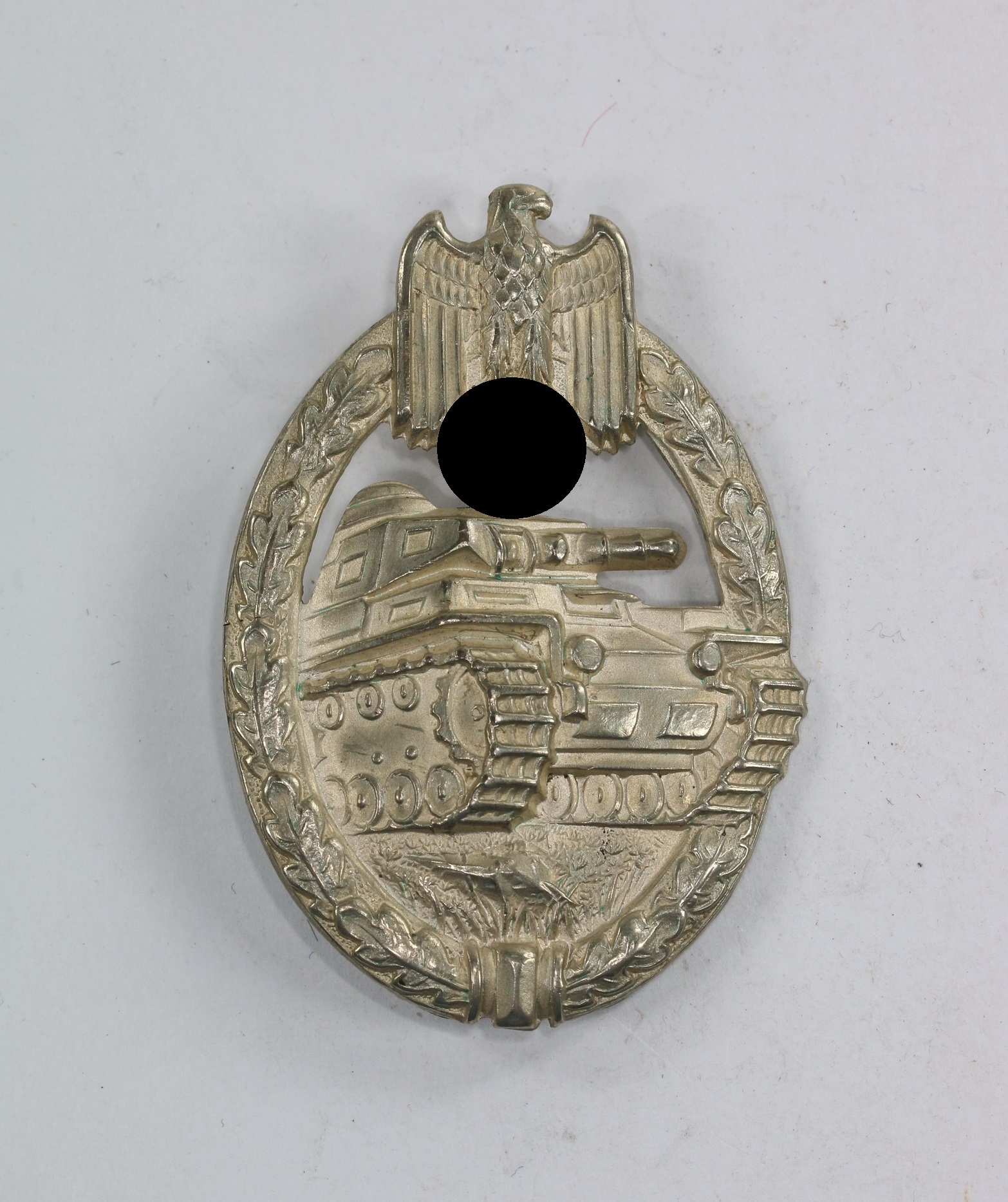 panzerkampfabzeichen_in_silber_juncker_neusilber_versilbert_porsche_variante_1__1 Silver Panzer Assault Badge. Type Juncker, Nickel Silver. – Bild 1