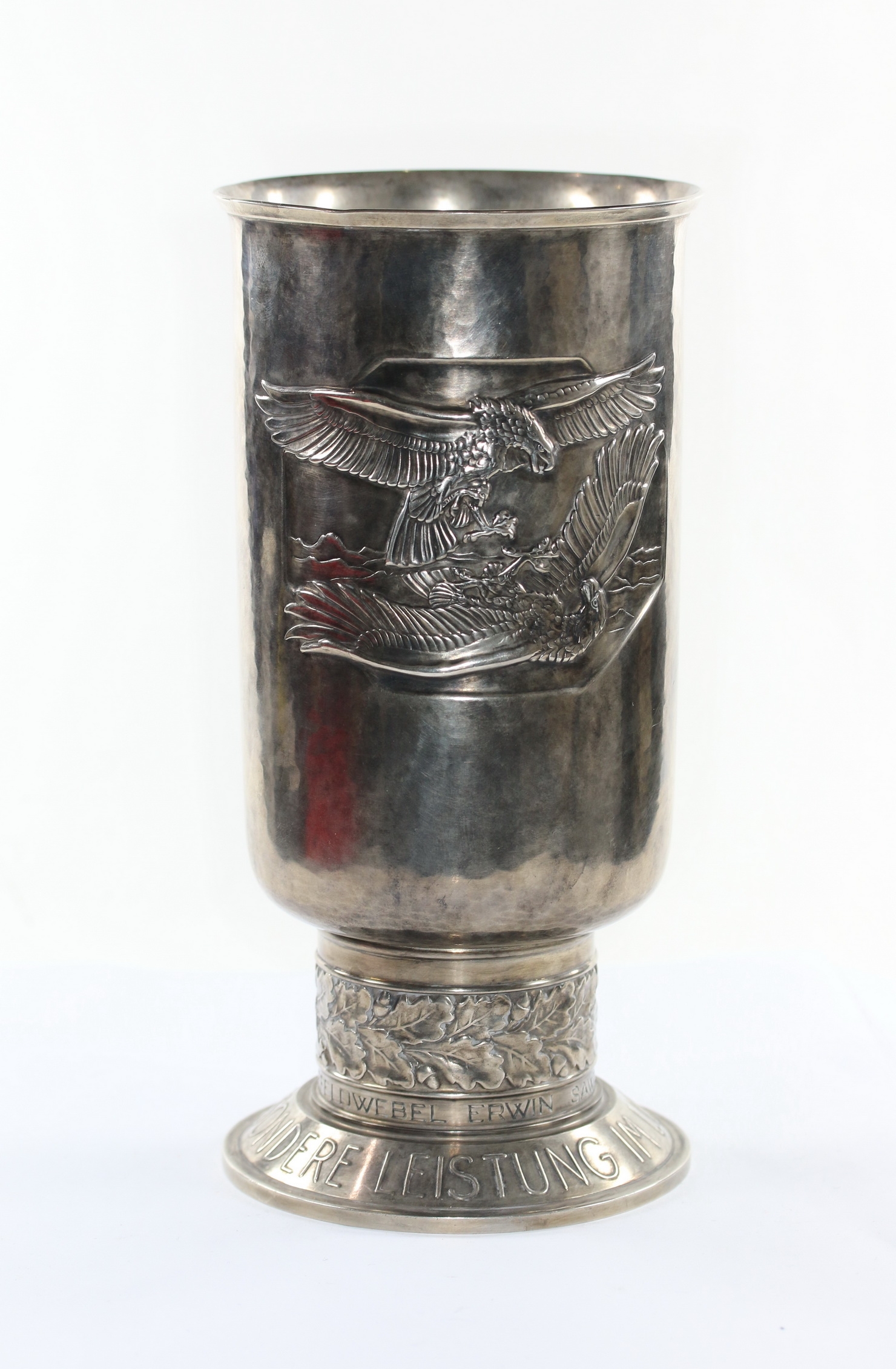 pokal_fuer_besondere_leistungen_im_luftkrieg_1_ Luftwaffe Honour Goblet. Fighter Pilot with 38 Victorys (!), "Erwin Sawallisch". Silver. – Bild 1