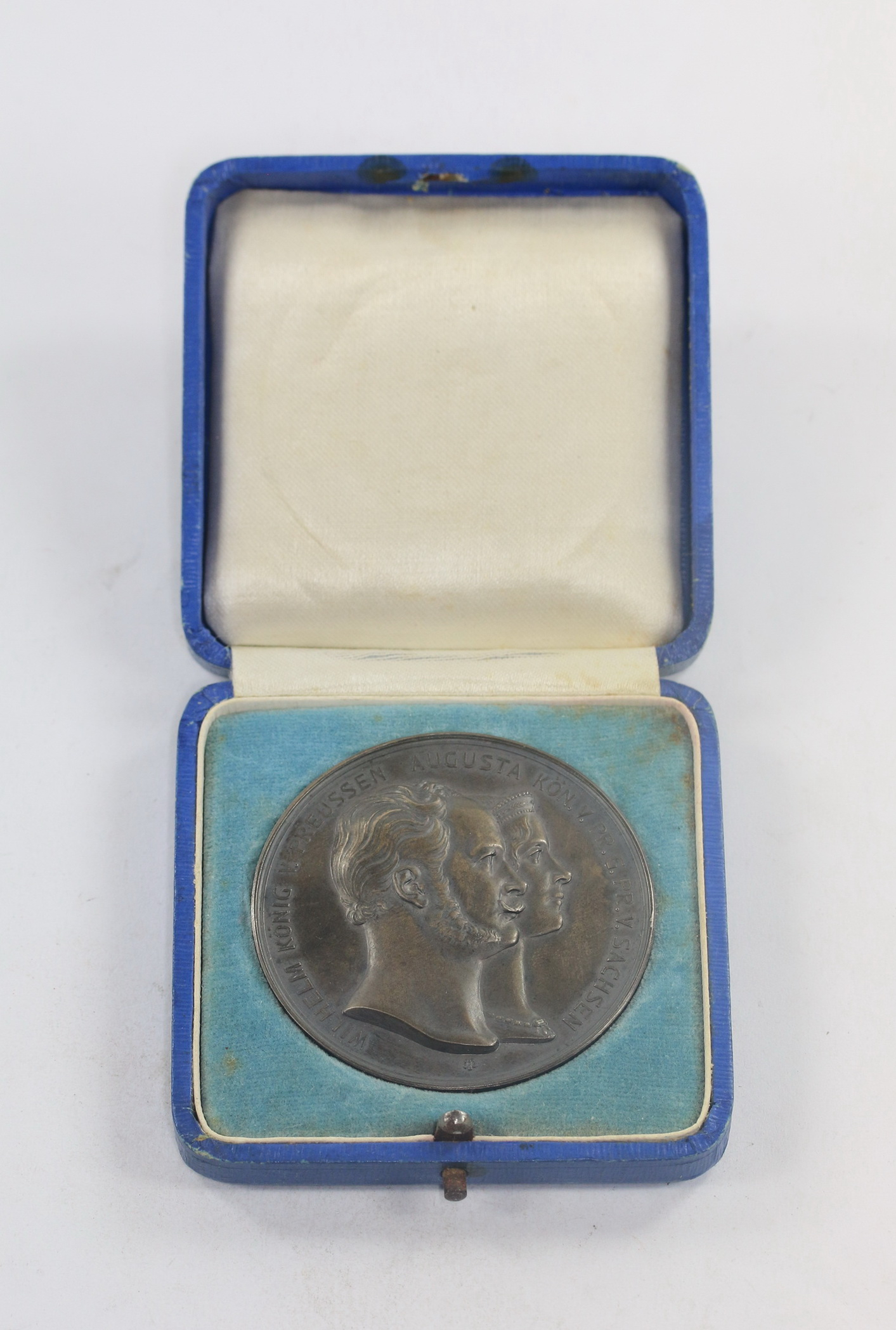 Prussia, Cased Table Medal to the Wedding of Wilhelm King of Prussiato Augusta Queen. v. Pr. G. Pr. v. Saxony – Bild 1