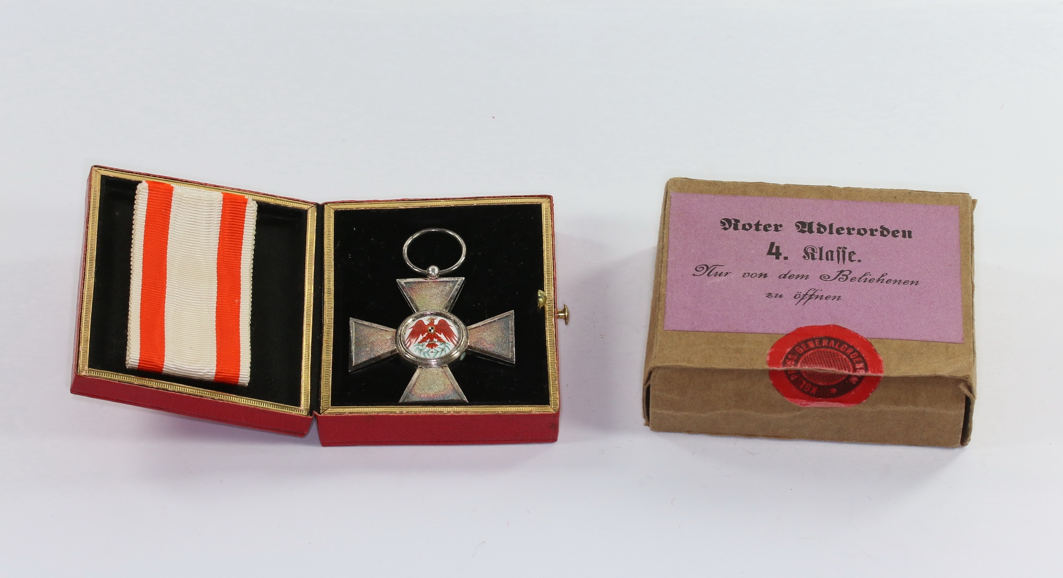 Cased and Cartoned Prussian Red Eagle Order IV Class. Maker N. – Bild 1