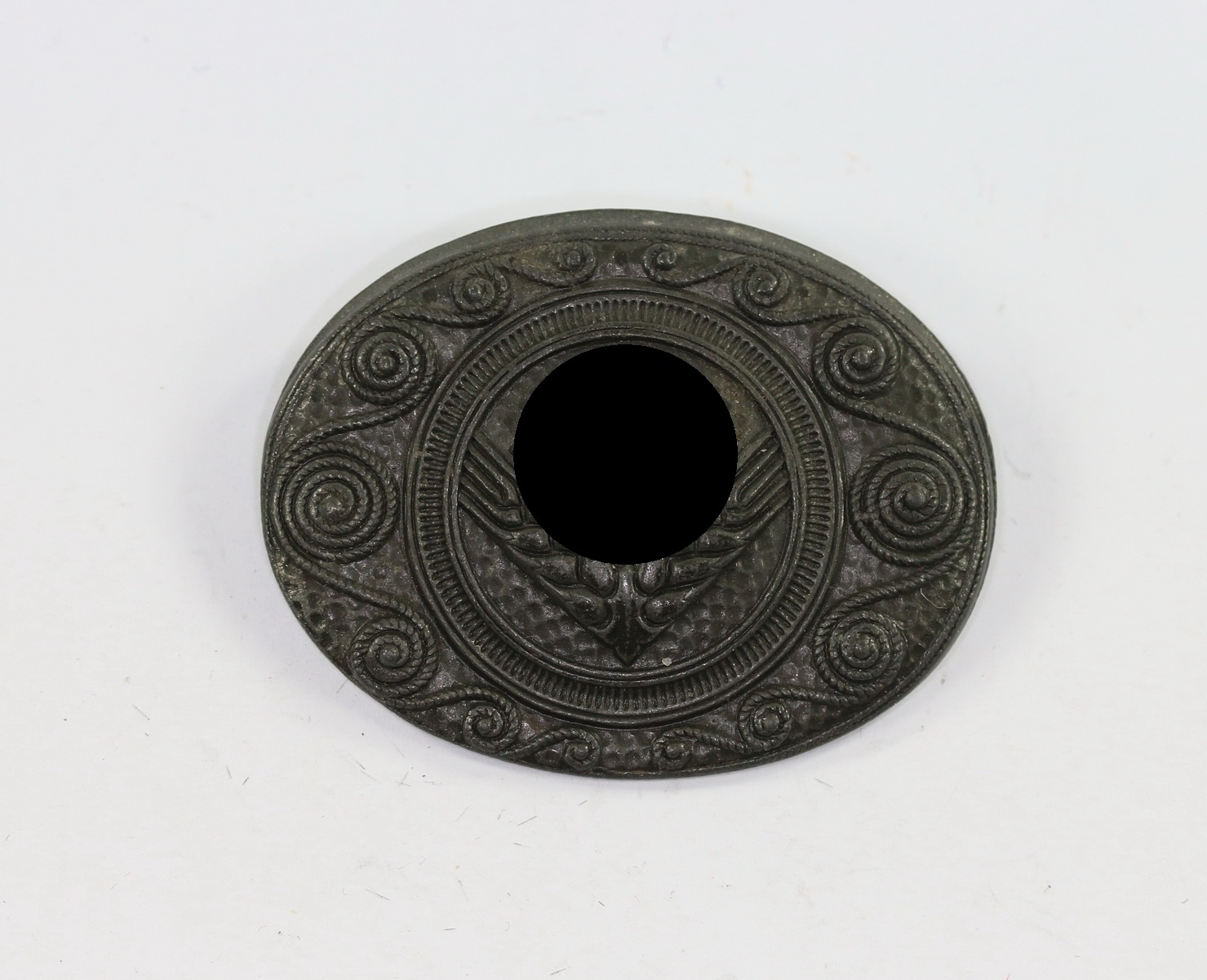 reichsarbeitsdienst_rad_brosche_weiblicher_arbeitsdienst_hst National Labour Service (RAD), Broach for Female Workers. Maker J.B.u.Co. – Bild 1