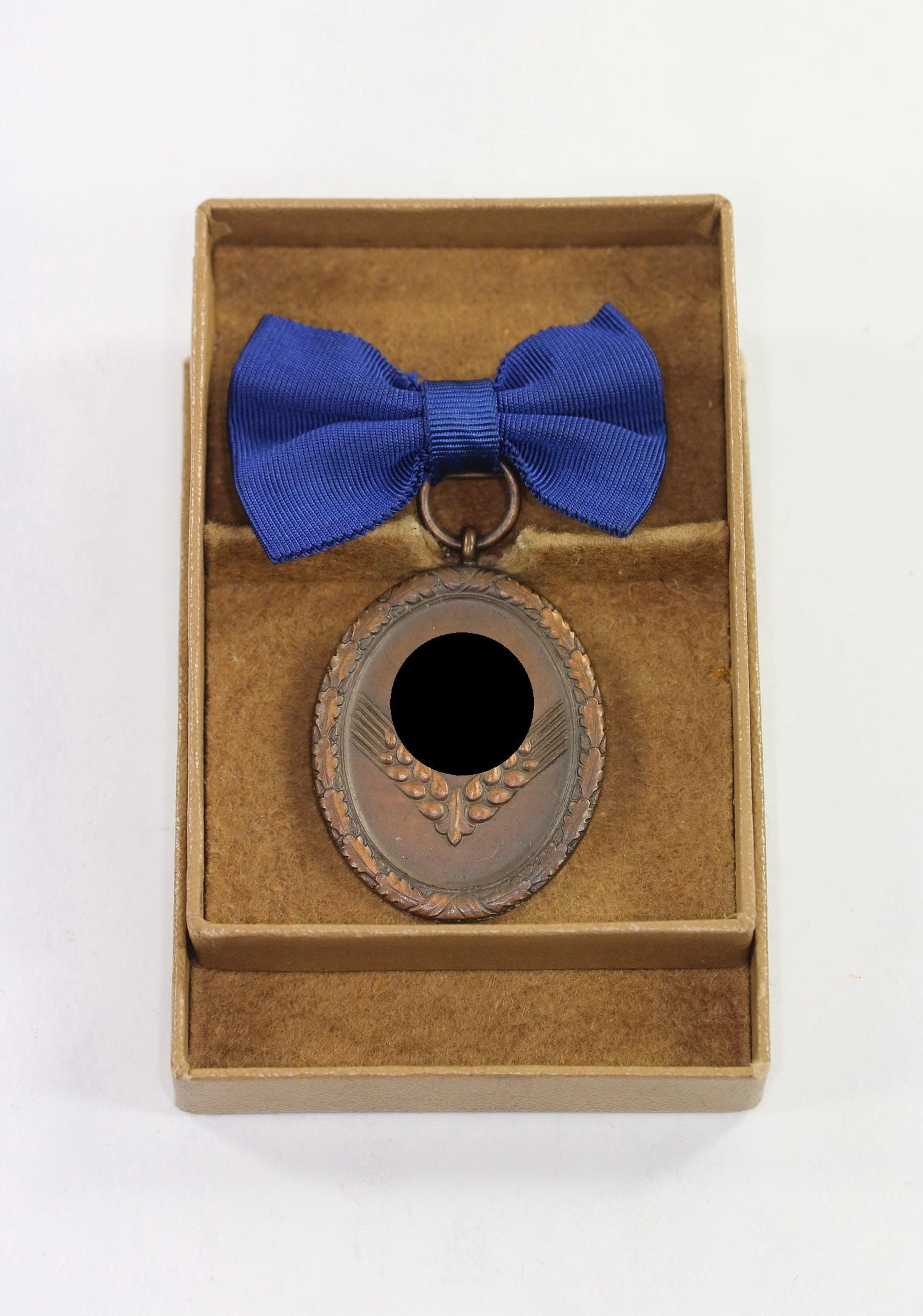 reichsarbeitsdienst_rad_dienstauszeichnung_f_r_weibliche_jugend_4 National Labour Service (RAD), Boxed Womens Loyal Service Medal for Four Years. – Bild 1