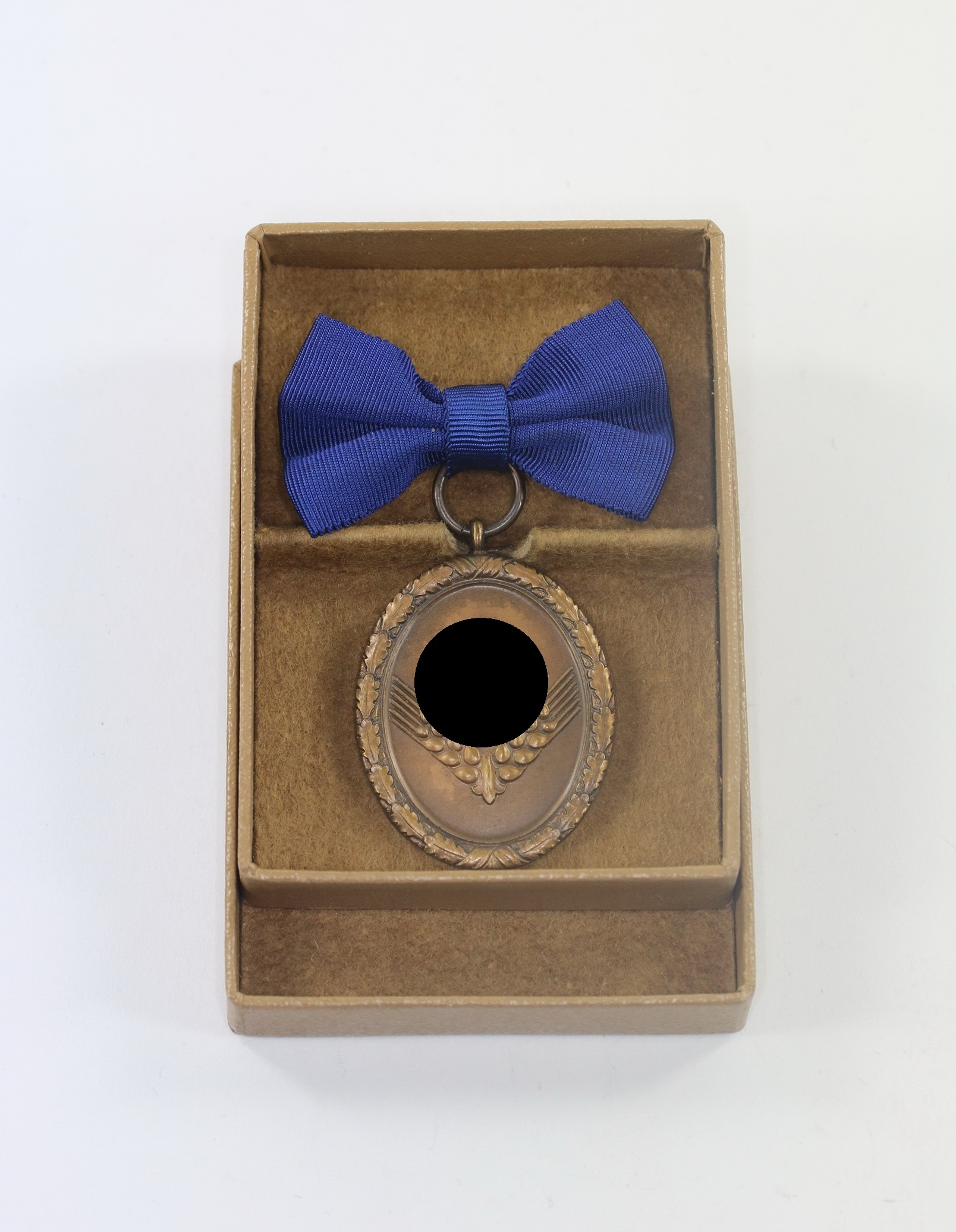 reichsarbeitsdienst_rad_dienstauszeichnung_f_r_weibliche_jugend_4 National Labour Service (RAD), Cased Bronze Loyal Service Medal for Female Youths. – Bild 1