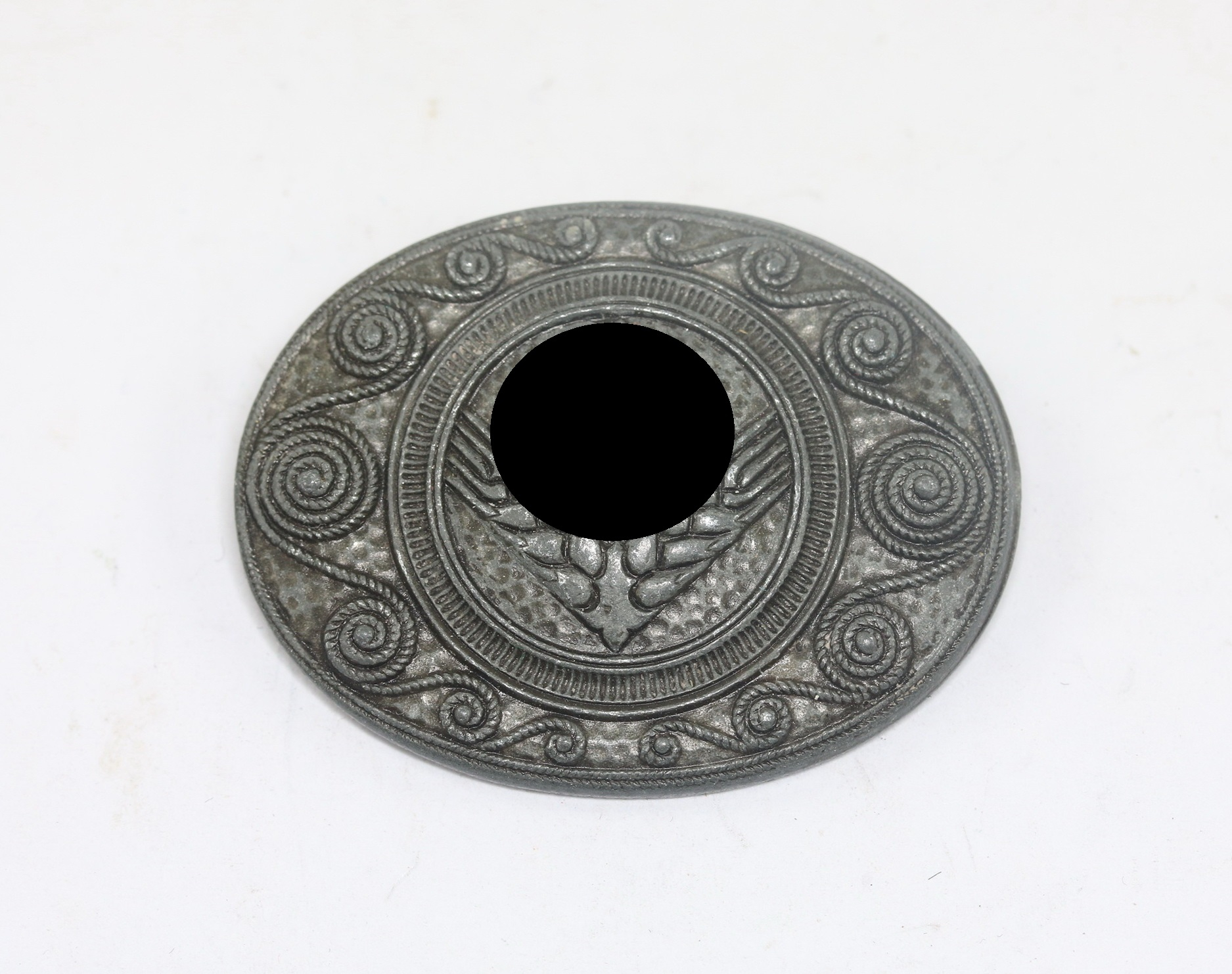 reichsarbeitsdienst_rad_erinnerungsbrosche_weiblche_jugend_hst Reichsarbeitsdienst (RAD), Erinnerungsbrosche weiblche Jugend, Hst. J.B.u.Co. (Julius Bauer & Co. Zella Mehlis) – Bild 1