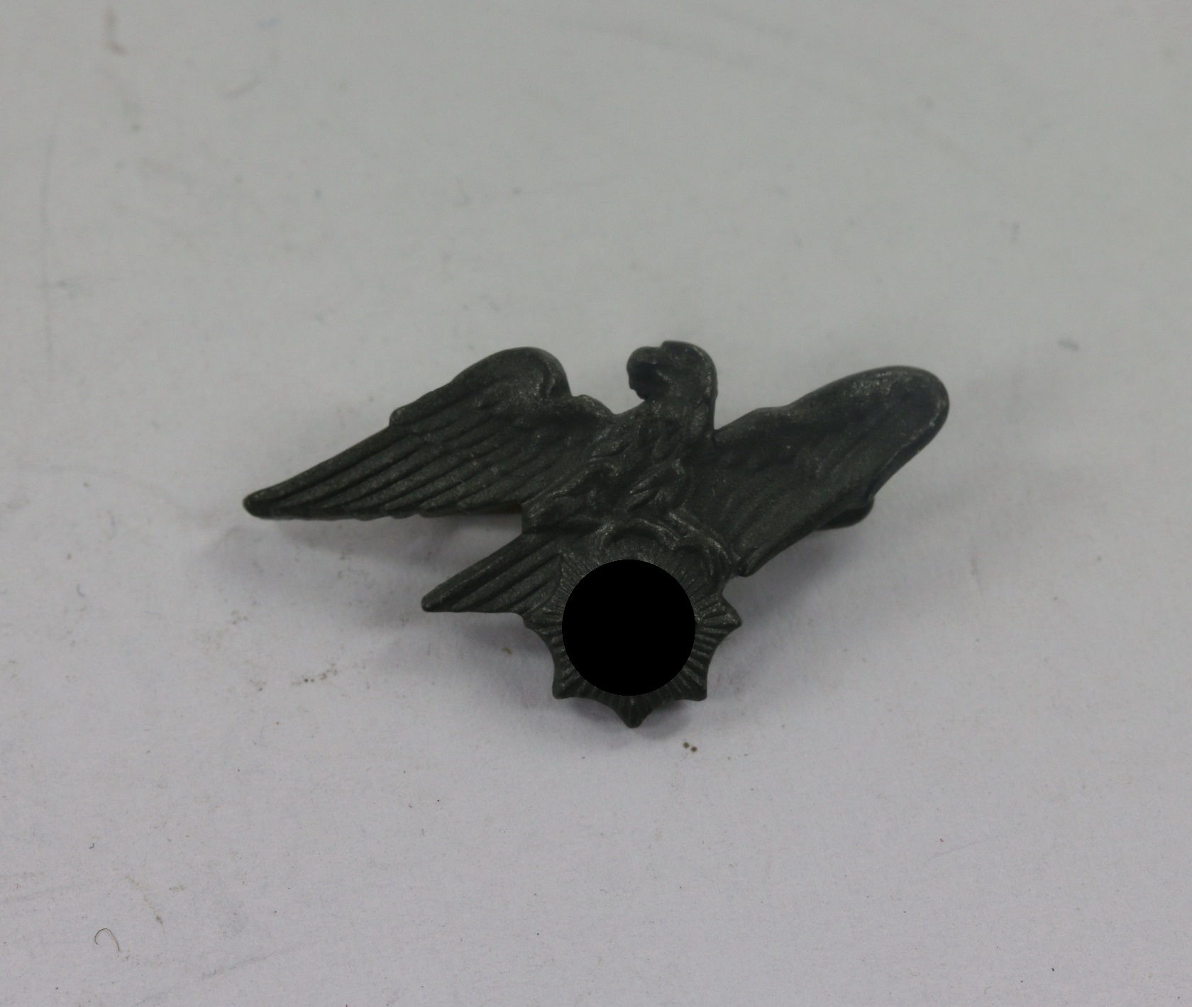 reichsluftschutzbund_rlb_amtstr_gerabzeichen_2 2nd Pattern Air Raid Precautions Officials Badge. Maker Aurich. – Bild 1