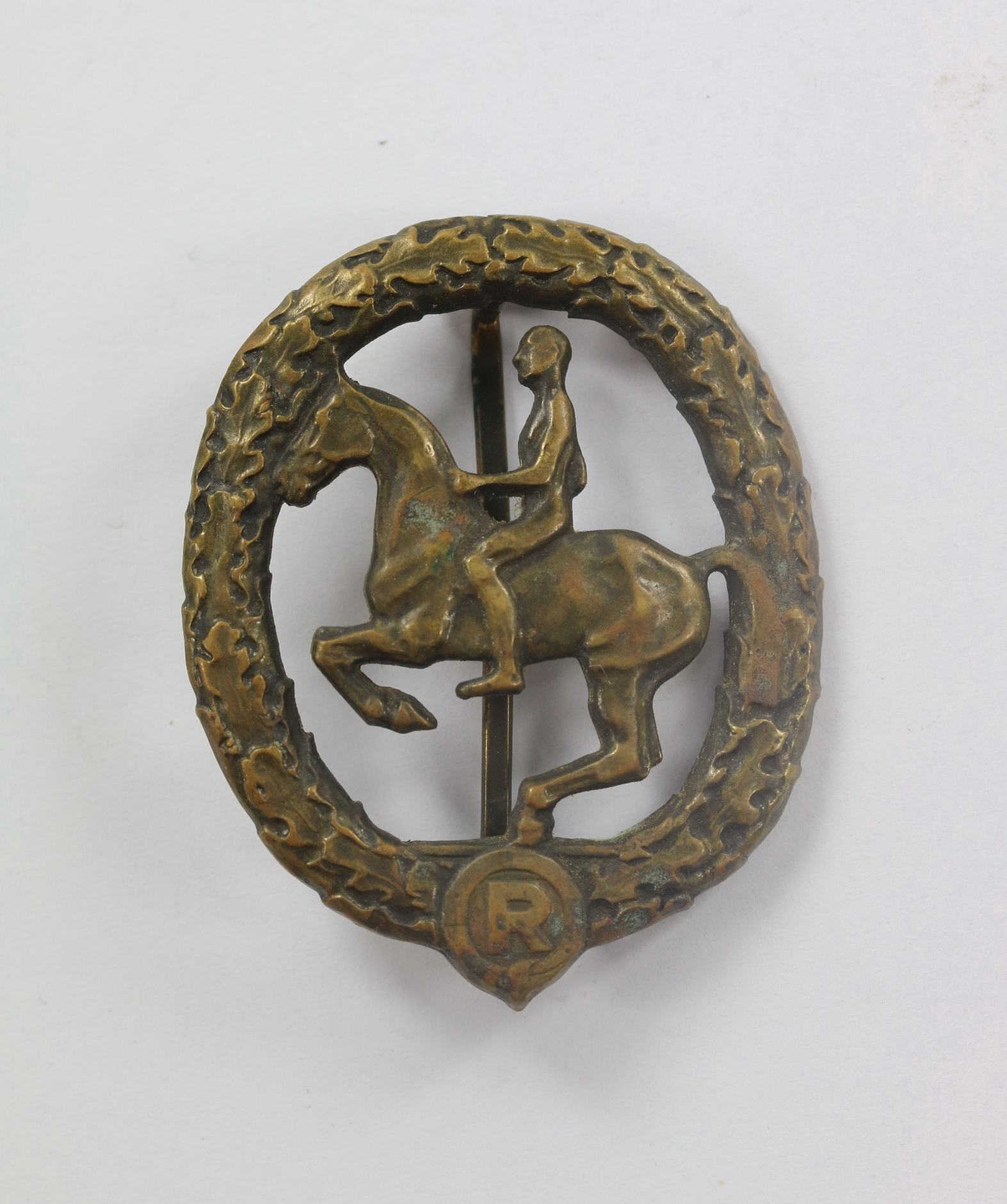 Bronze Horsemannship Badge. Maker L. Chr. Lauer Nürnberg-Berlin – Bild 1