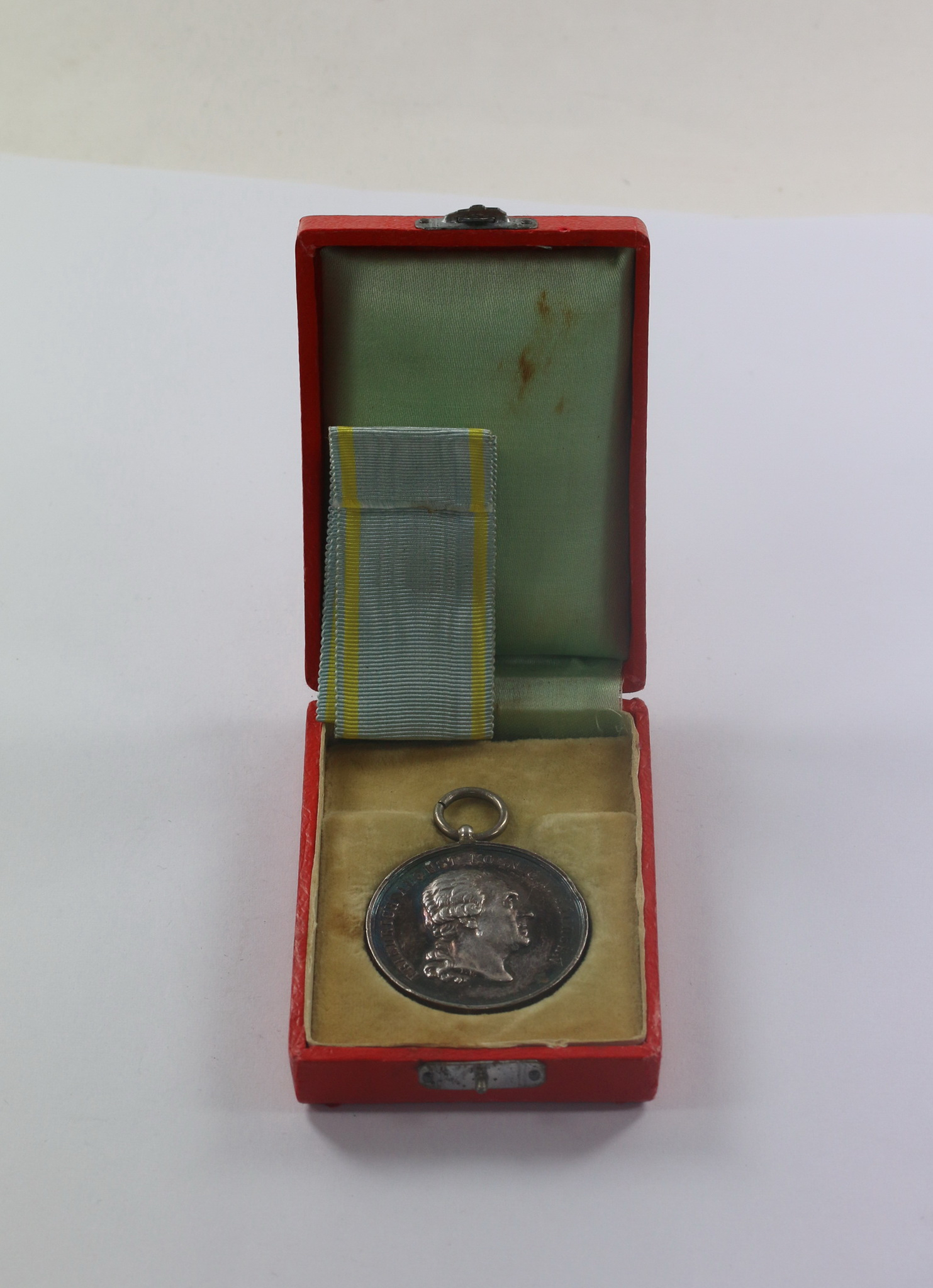 sachsen_medaille_des_milit_rst Sachsen, Medaille des Militär-St.Heinrichs-Ordens in Silber, Verdienst um das Vaterland, im Etui – Bild 1