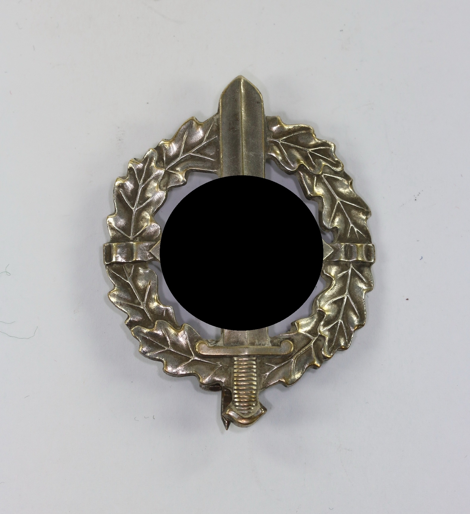 sasportabzeichen_in_silber_eigentum_d Silver SA Military Sport Badge. Eigentum d. Chefs d. Ausbildungswesens. Maker L. Chr. Lauer – Bild 1