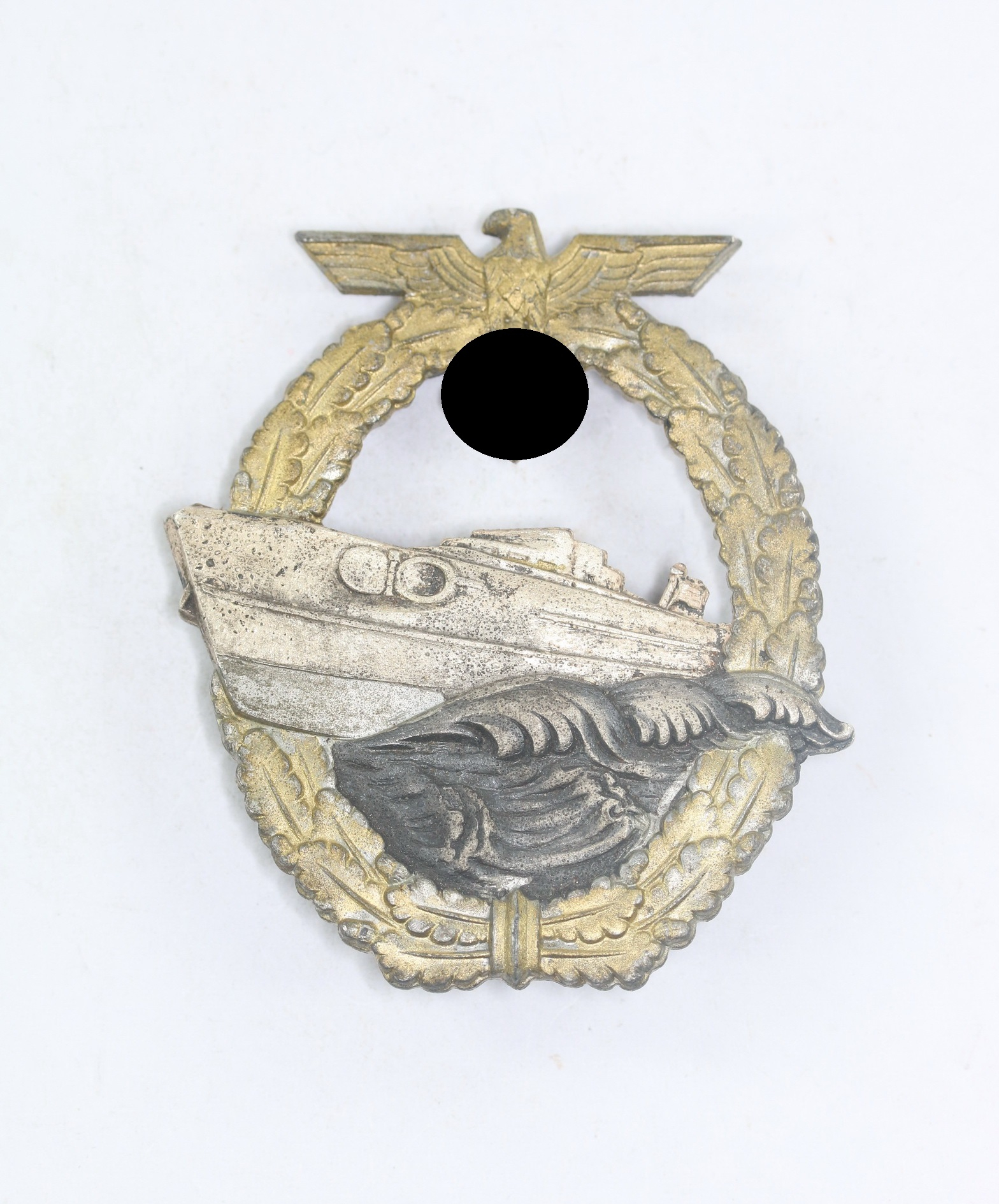 schnellboot_kriegsabzeichen_2 Torpedo Boat War Badge. Maker Schwerin Berlin und FEC. W.E. Peekhaus Berlin – Bild 1