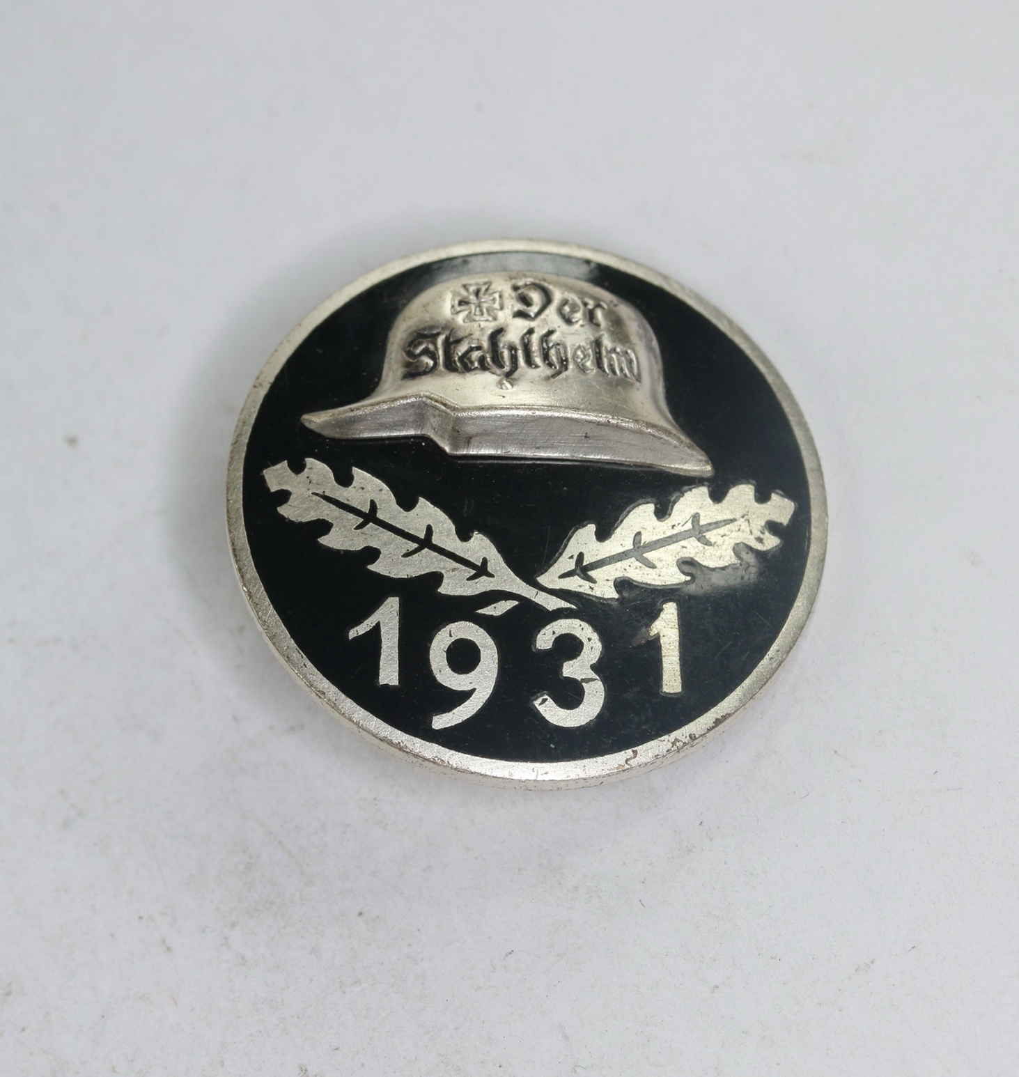 stahlhelmbund_eintrittsabzeichen_1931_hst Steel Helmet Association Membership Badge 1931. Maker STH A (Alpaca) – Bild 1