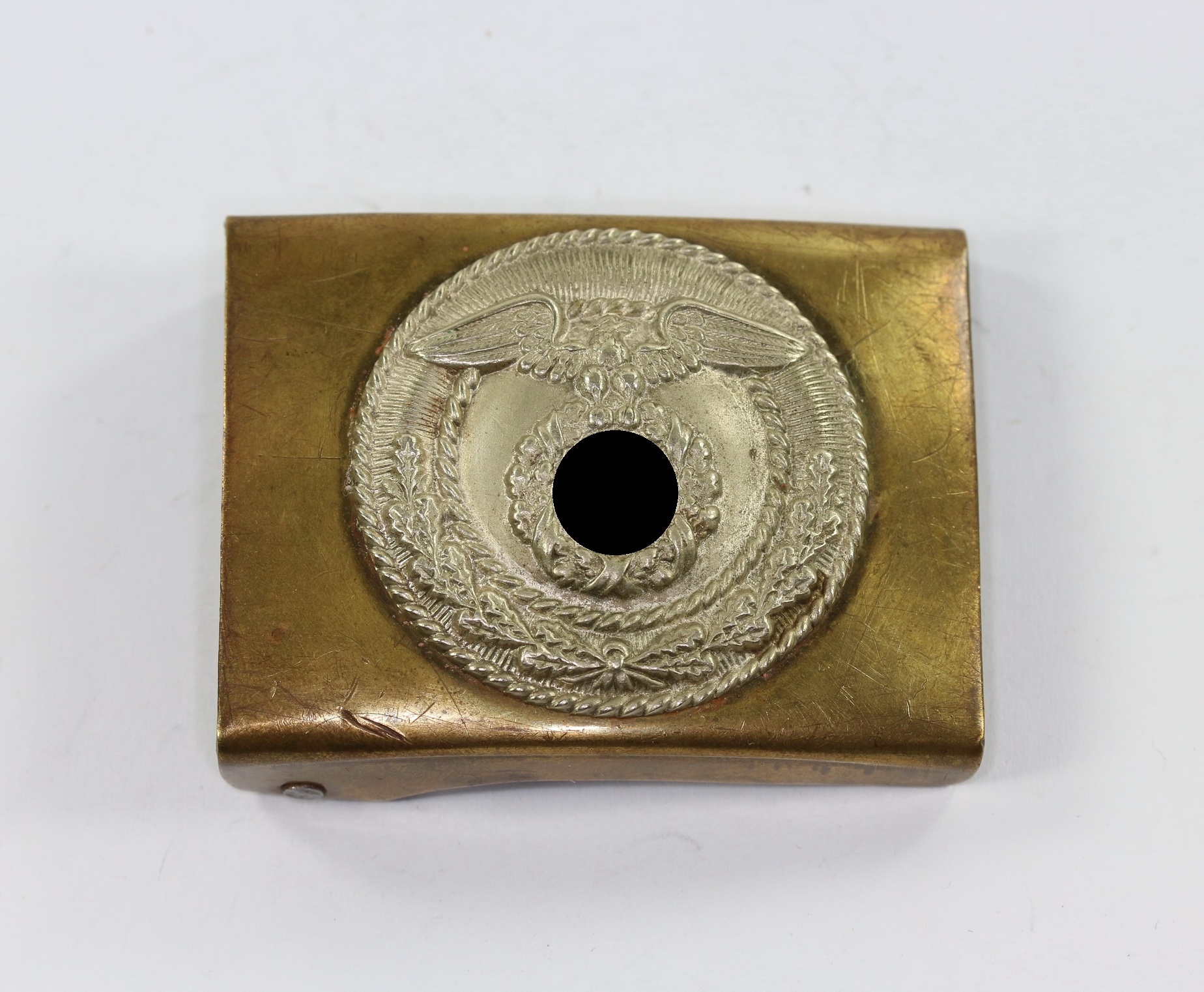 Sturmabteilung (SA), Koppelschloss, mit auf der Spitze stehendem Hakenkreuz – Bild 1