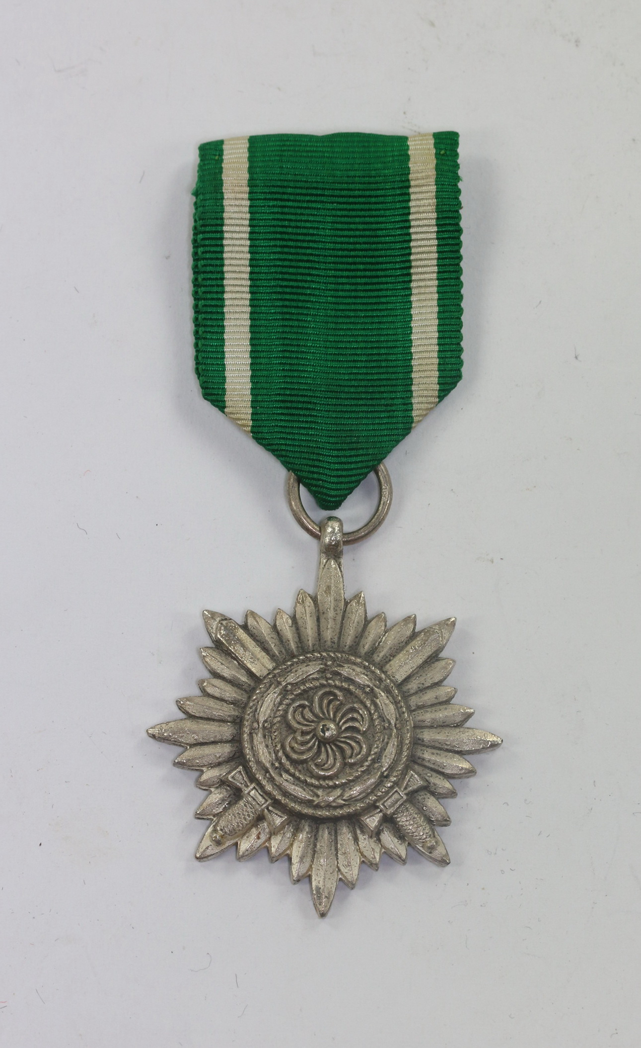 tapferkeitsauszeichnung_f_r_ostv_lker_2 Silver Bravery Medal for Eastern Peoples 2nd Class. Maker 100 (Wächtler & Lange, Mittweida) – Bild 1