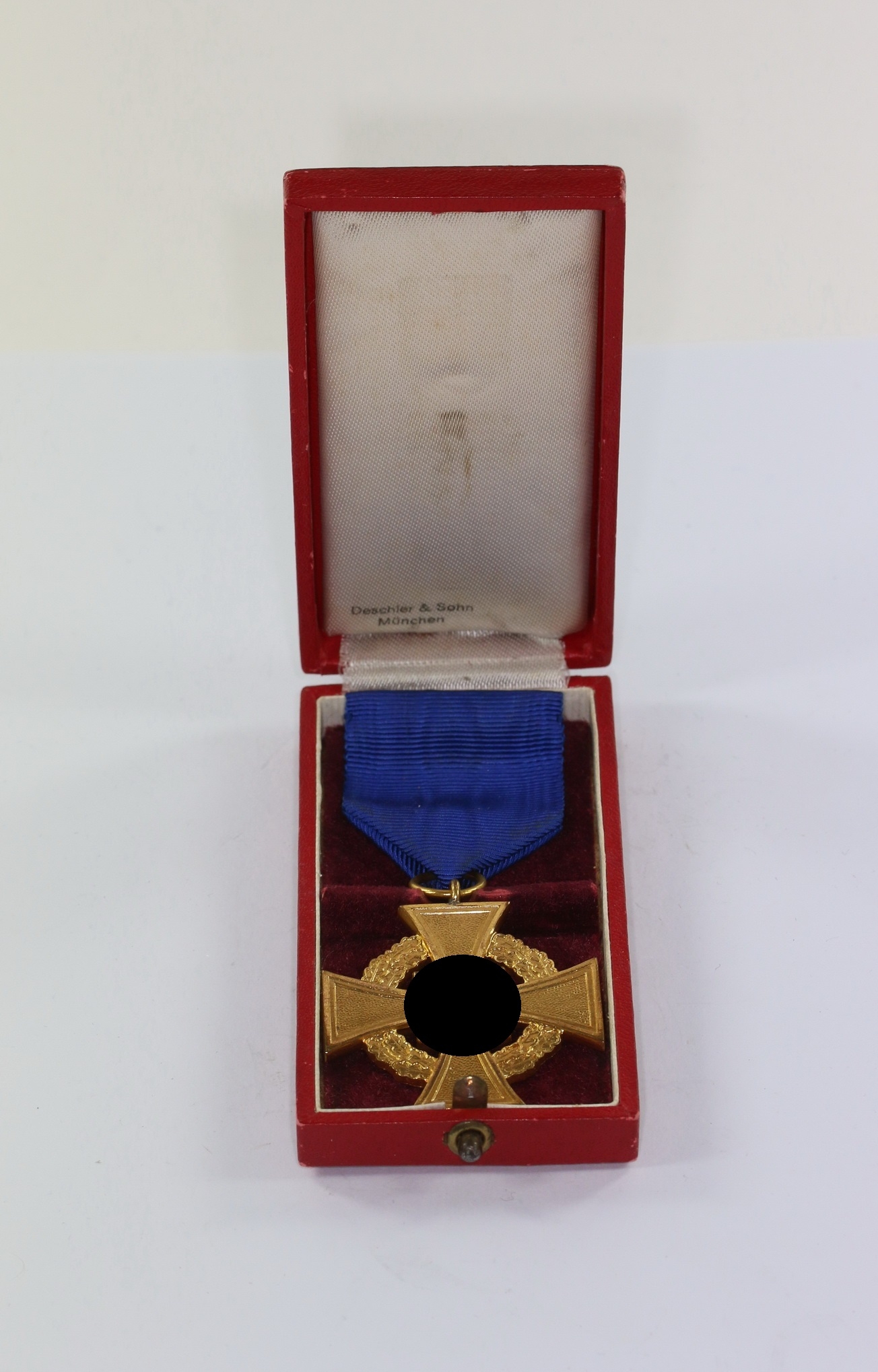 treudienstehrenzeichen_40_jahre_im_etui_deschler_sohn_1__1 Treudienstehrenzeichen in Gold (40 Jahre), im Etui, Deschler & Sohn – Bild 1