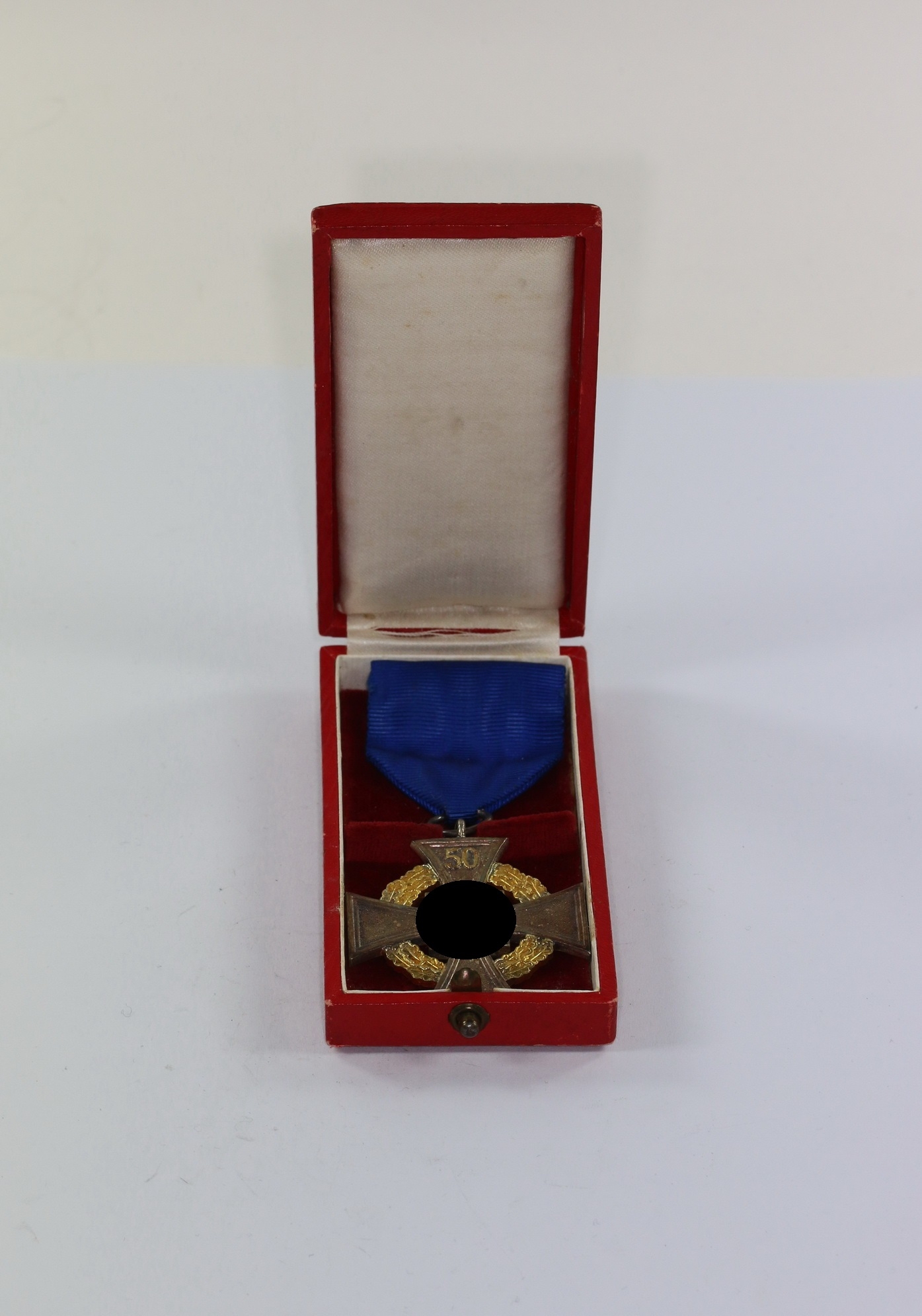 Treudienstehrenzeichen für 50 Jahre (Sonderstufe), im Etui "Für treue Arbeit" – Bild 1