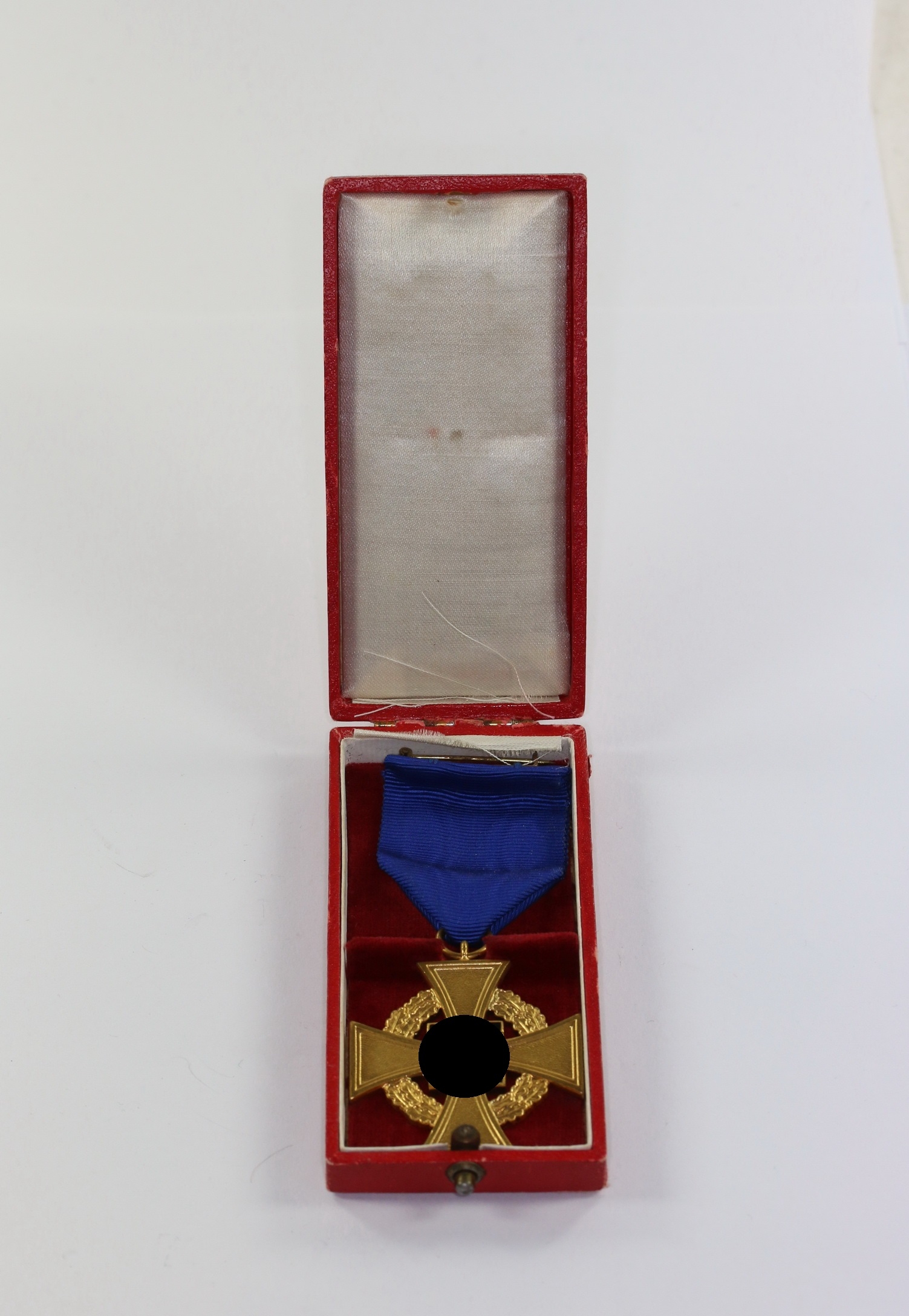 treudienstehrenzeichen_in_gold_40_jahre_im_etui_1__1_3 Treudienstehrenzeichen in Gold (40 Jahre), im Etui – Bild 1