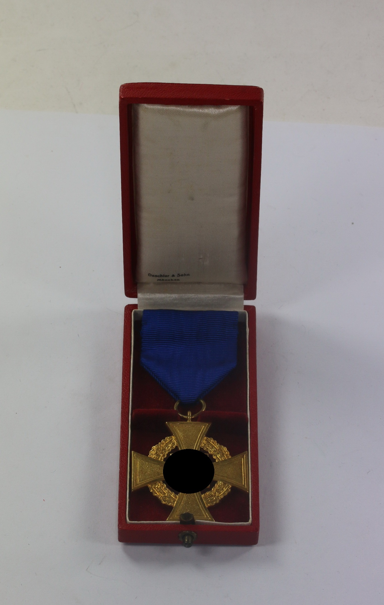 treudienstehrenzeichen_in_gold_40_jahre_im_etui_deschler_sohn_m_nchen_1__1_3_4nd Treudienstehrenzeichen in Gold (40 Jahre), im Etui, Deschler & Sohn München – Bild 1