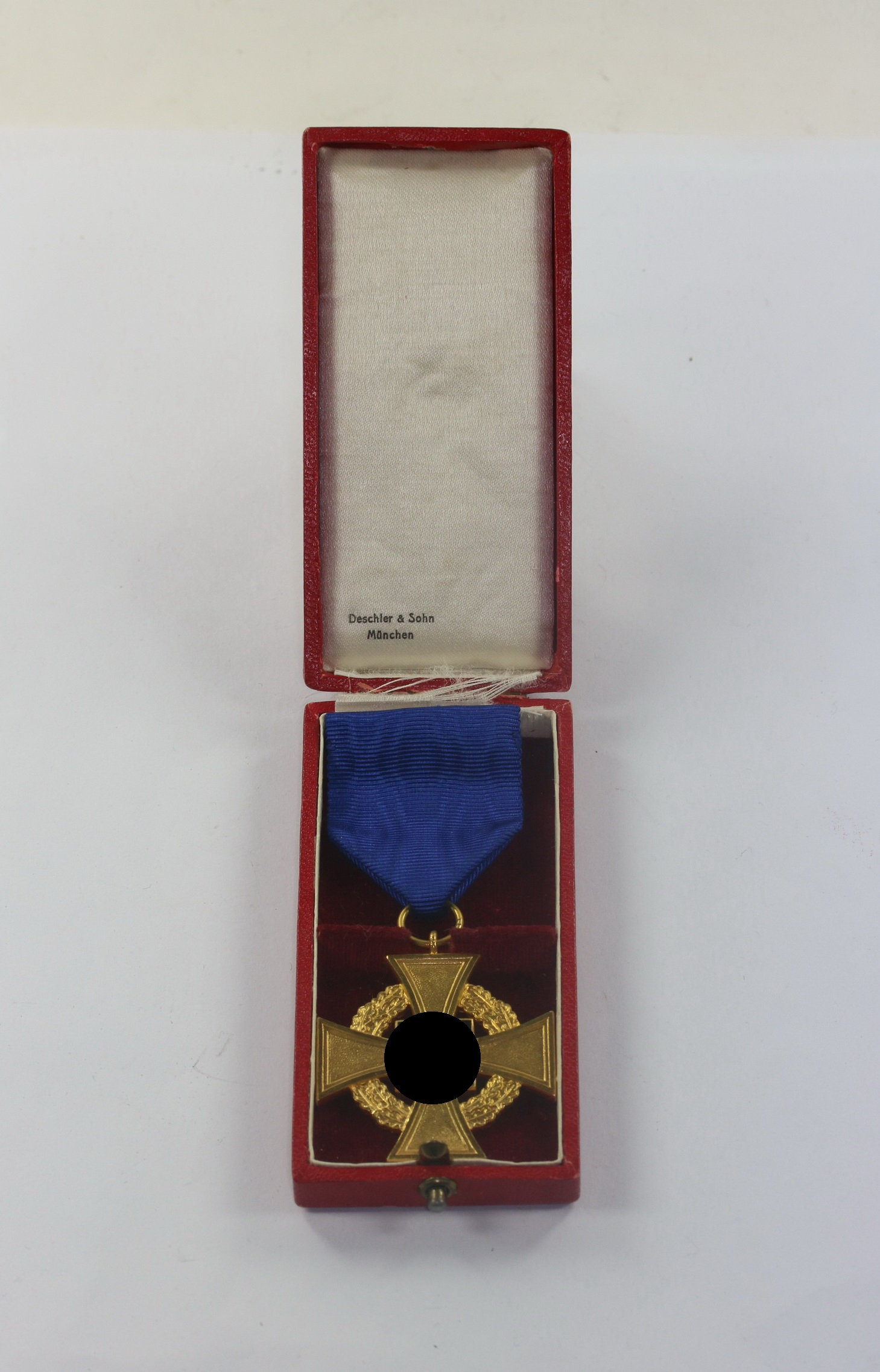 treudienstehrenzeichen_in_gold_40_jahre_im_etui_deschler_sohn_m_nchen_1__5_4nd Treudienstehrenzeichen in Gold (40 Jahre), im Etui, Deschler & Sohn München – Bild 1