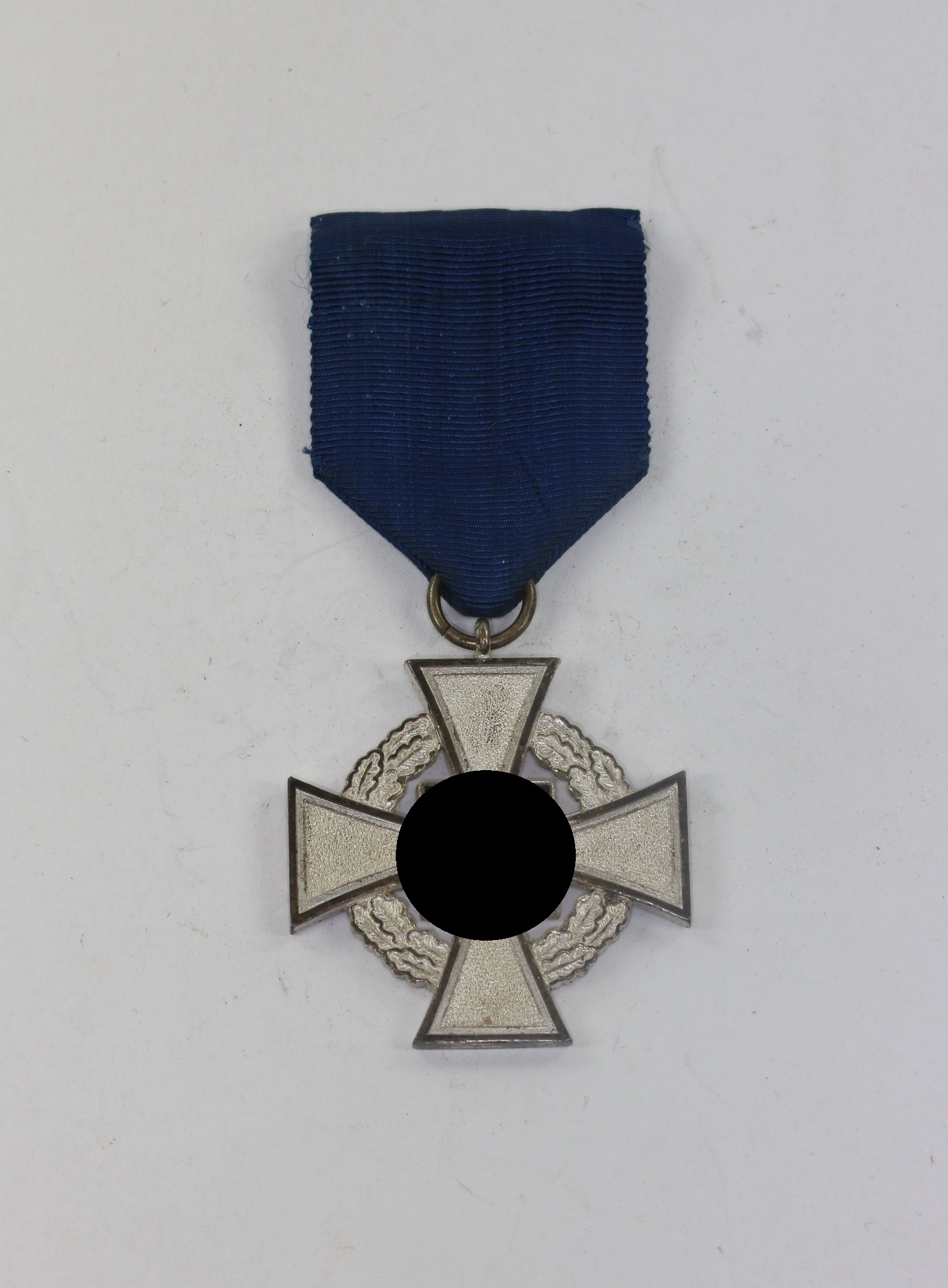 treudienstehrenzeichen_in_silber_25_jahre__f_r_treue_dienste_1__1 Silver Civil Loyal Service Cross for 25 Years. – Bild 1